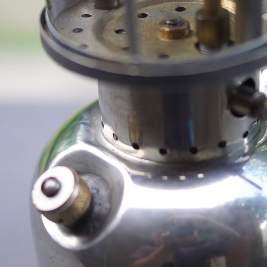 1930's COLEMAN 242NL