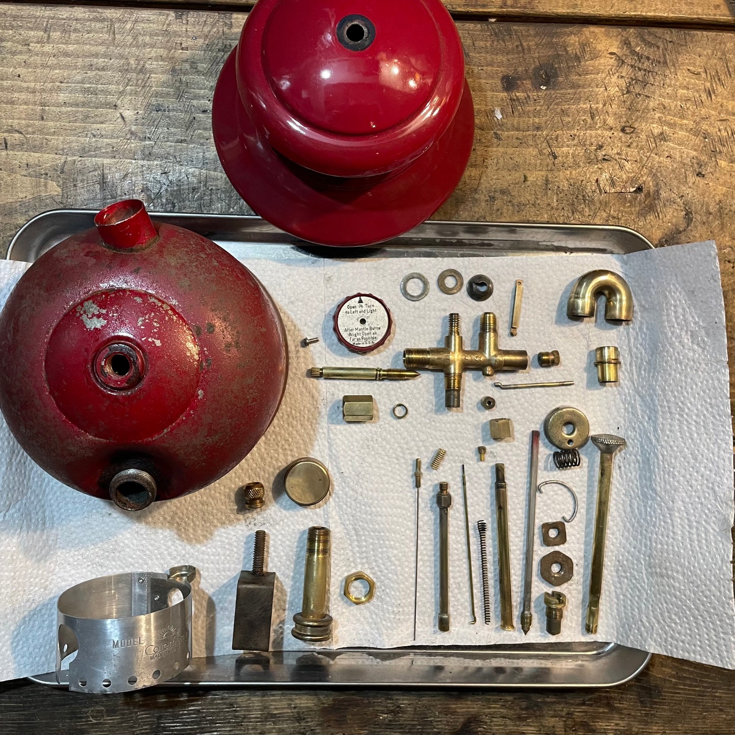 1961/10 COLEMAN 200A Burgundy