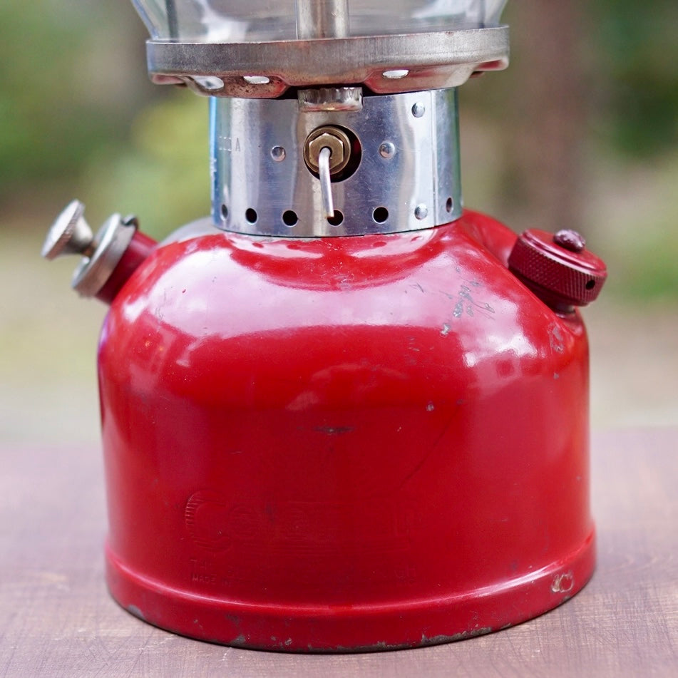 1961/10 COLEMAN200A Burgundy