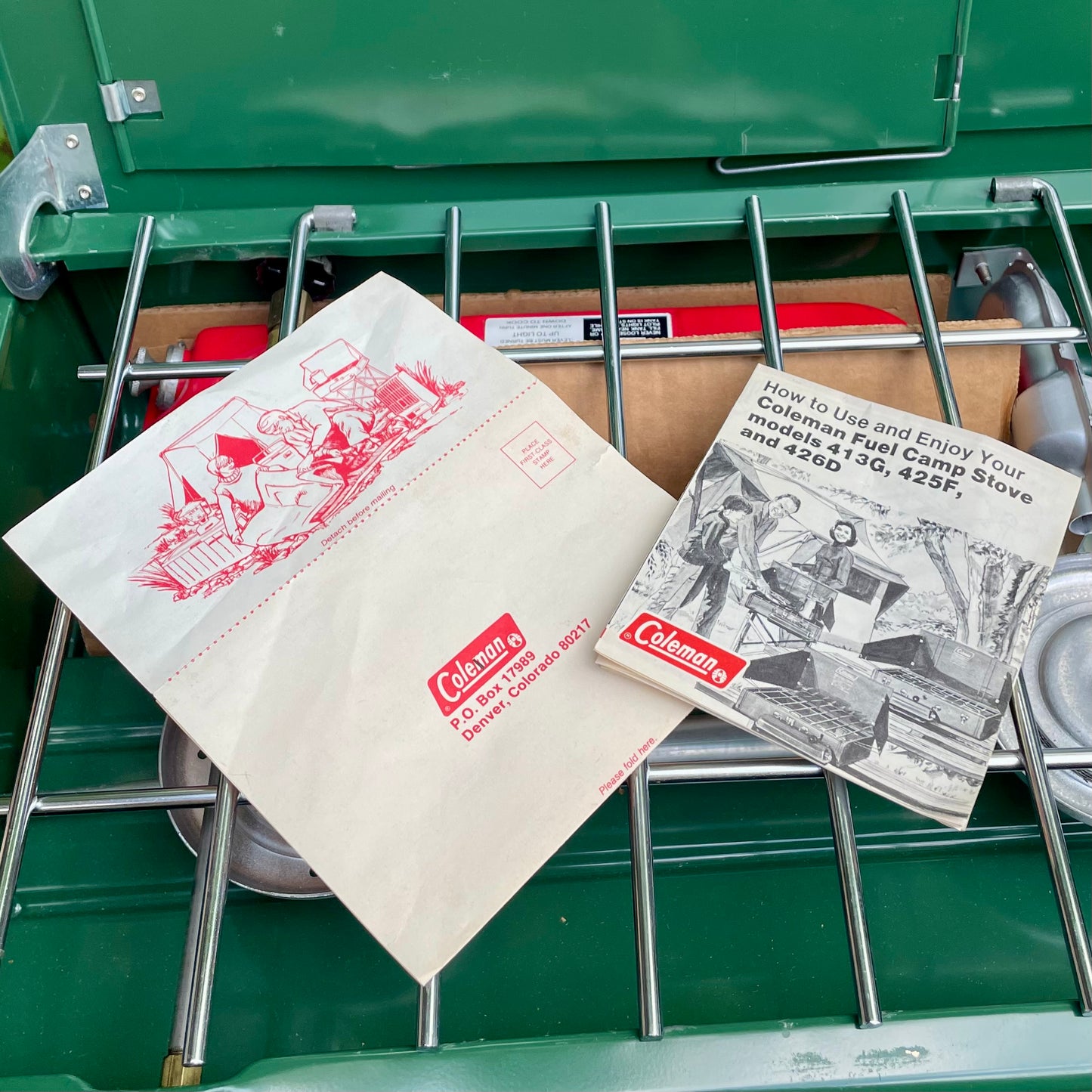 NOS! 1983/9 COLEMAN 425F Two Burner Stove