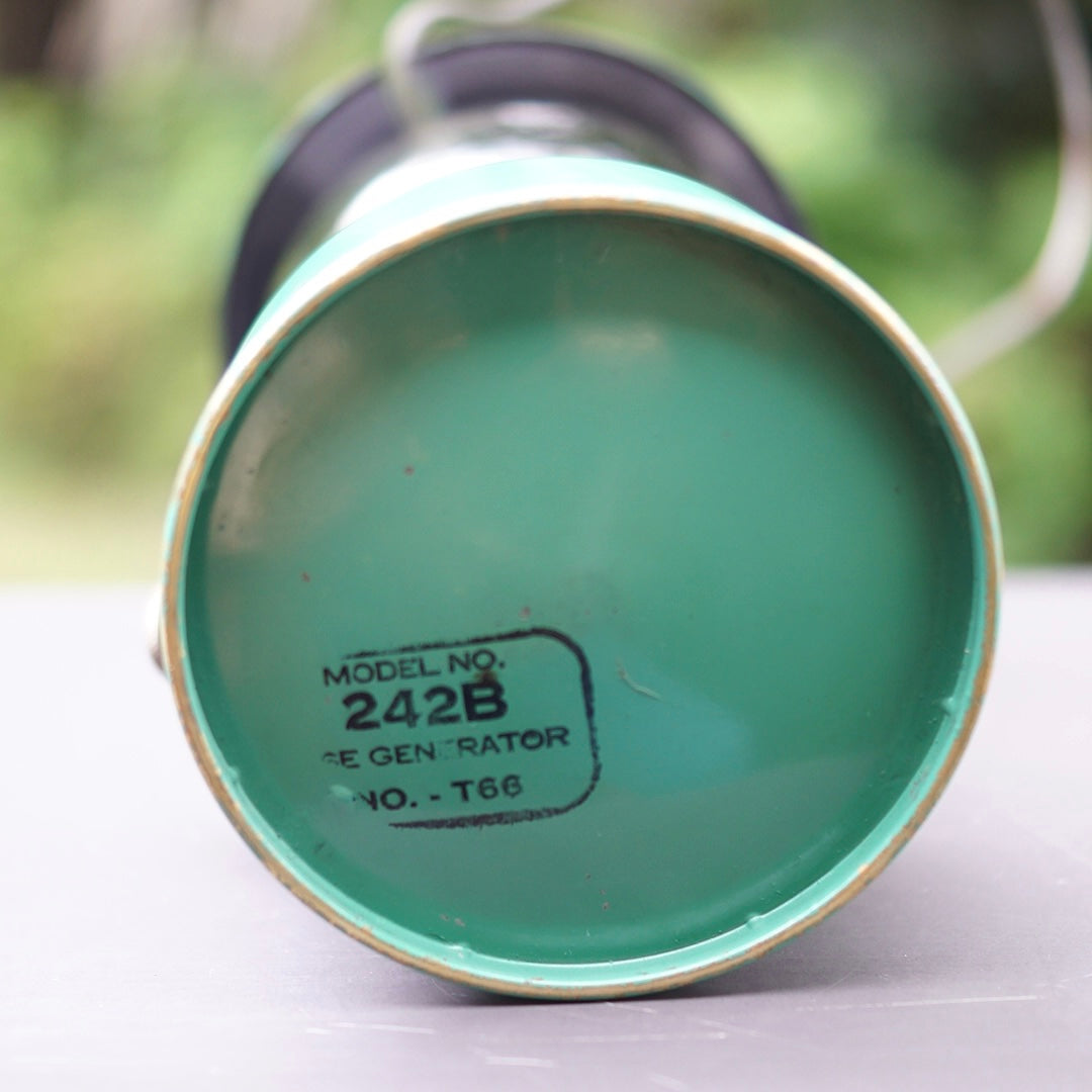 1947/3 COLEMAN 242B Canada Seafoam