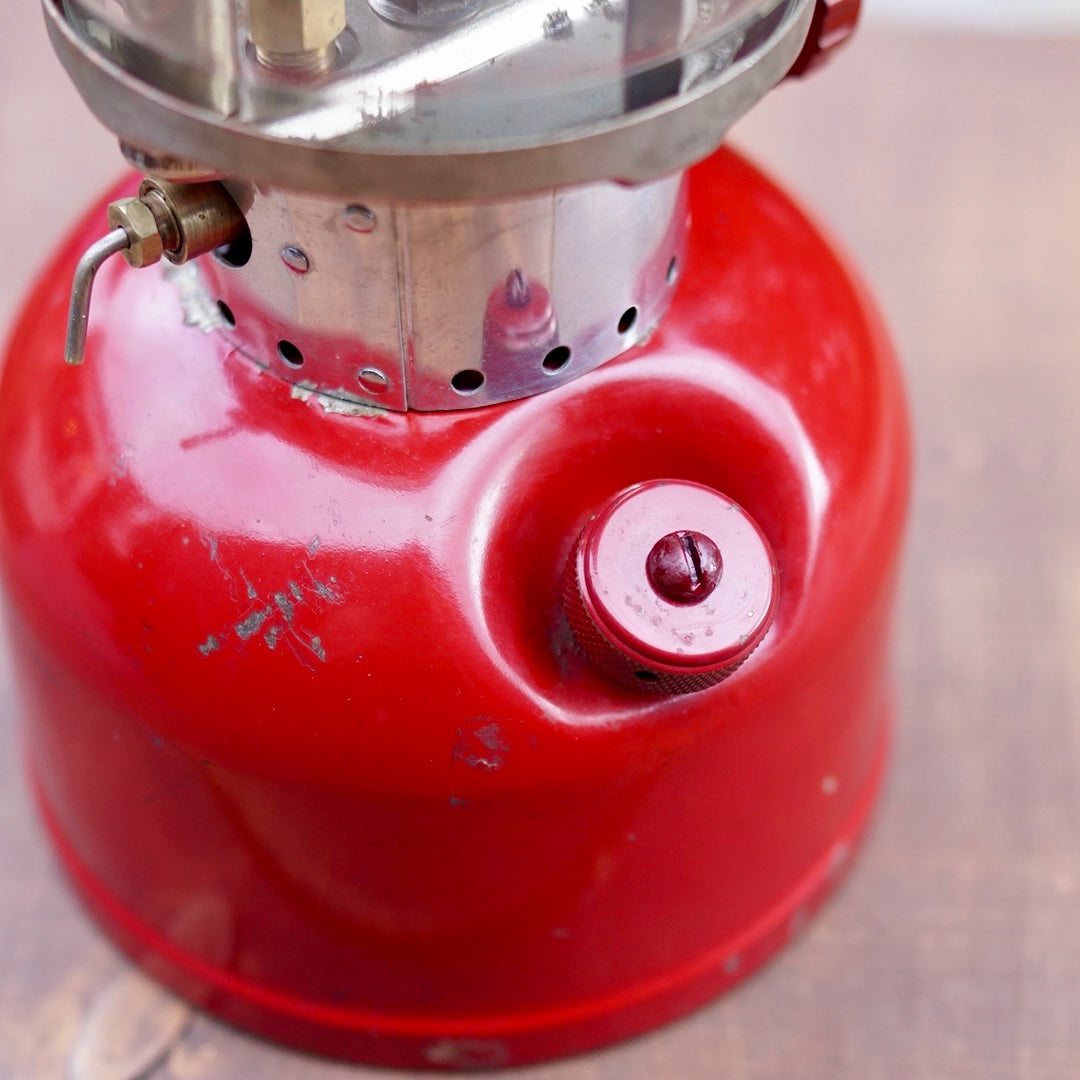 1961/10 COLEMAN200A Burgundy
