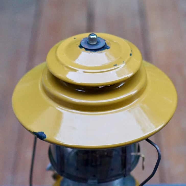 1972/1 COLEMAN 228F GOLD BOND