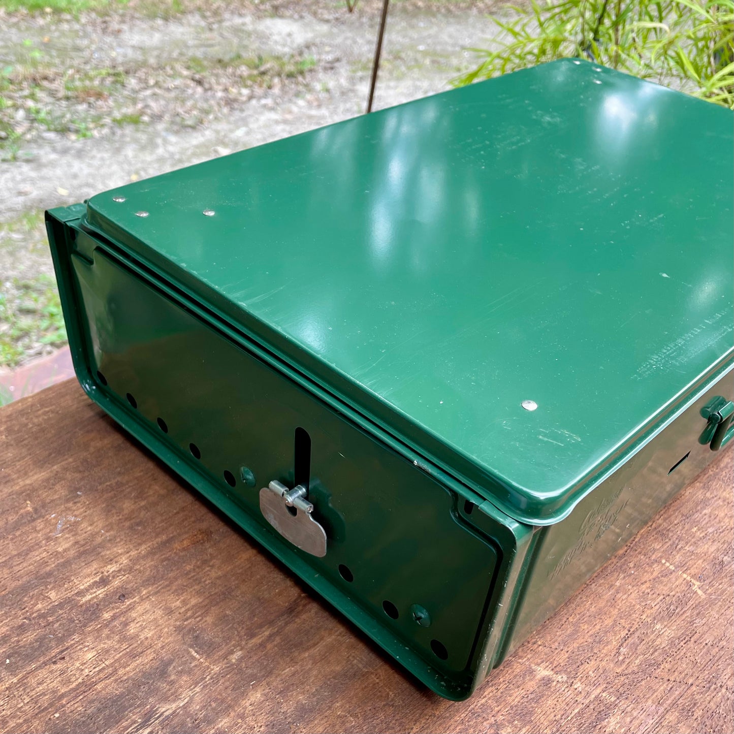 NOS! 1983/9 COLEMAN 425F Two Burner Stove