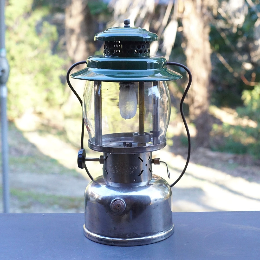 1960's COLEMAN 237 US Kerosene Lantern