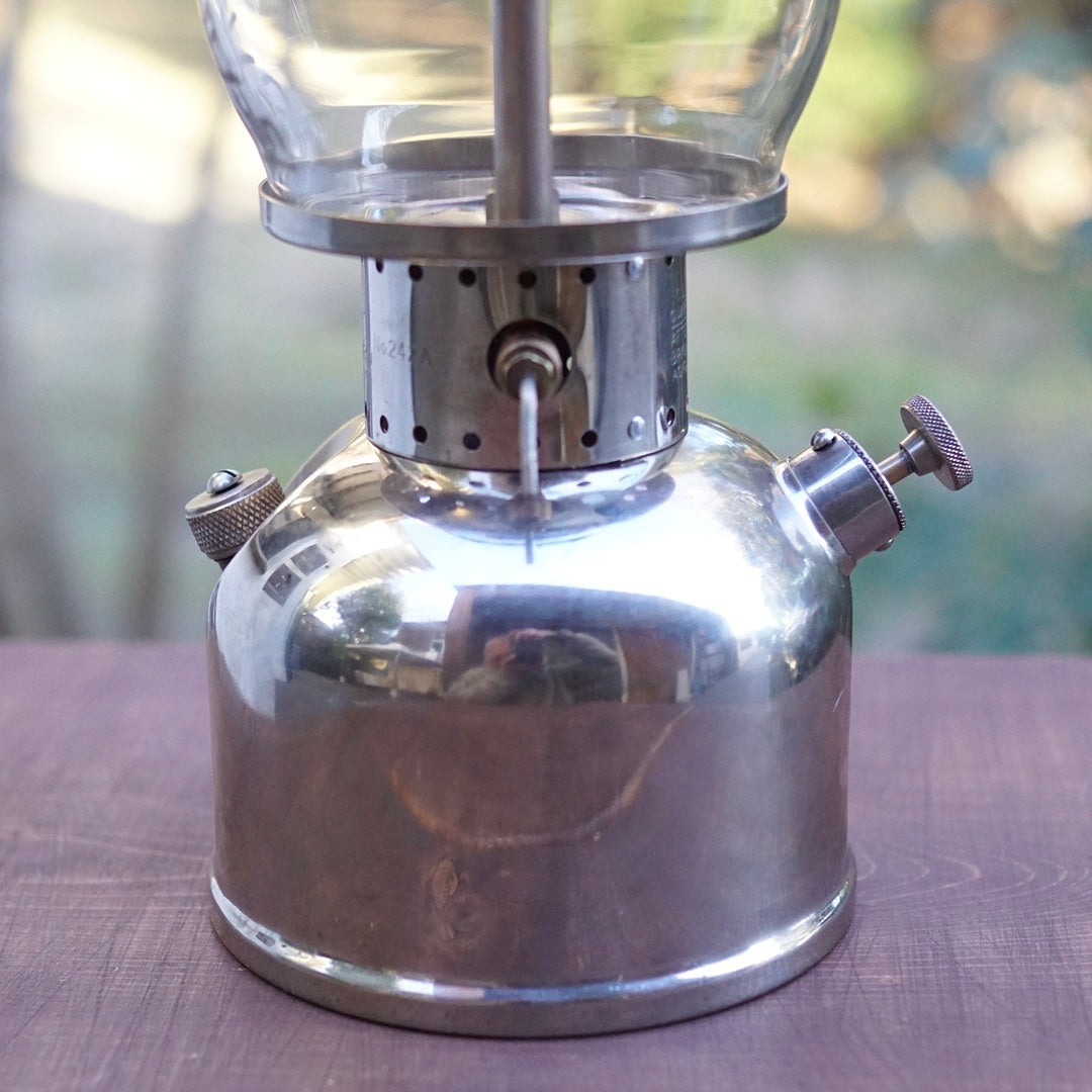 1930's COLEMAN 242A with Sandblasted Globe