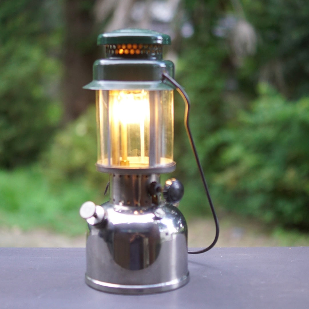 1930's COLEMAN 242NL