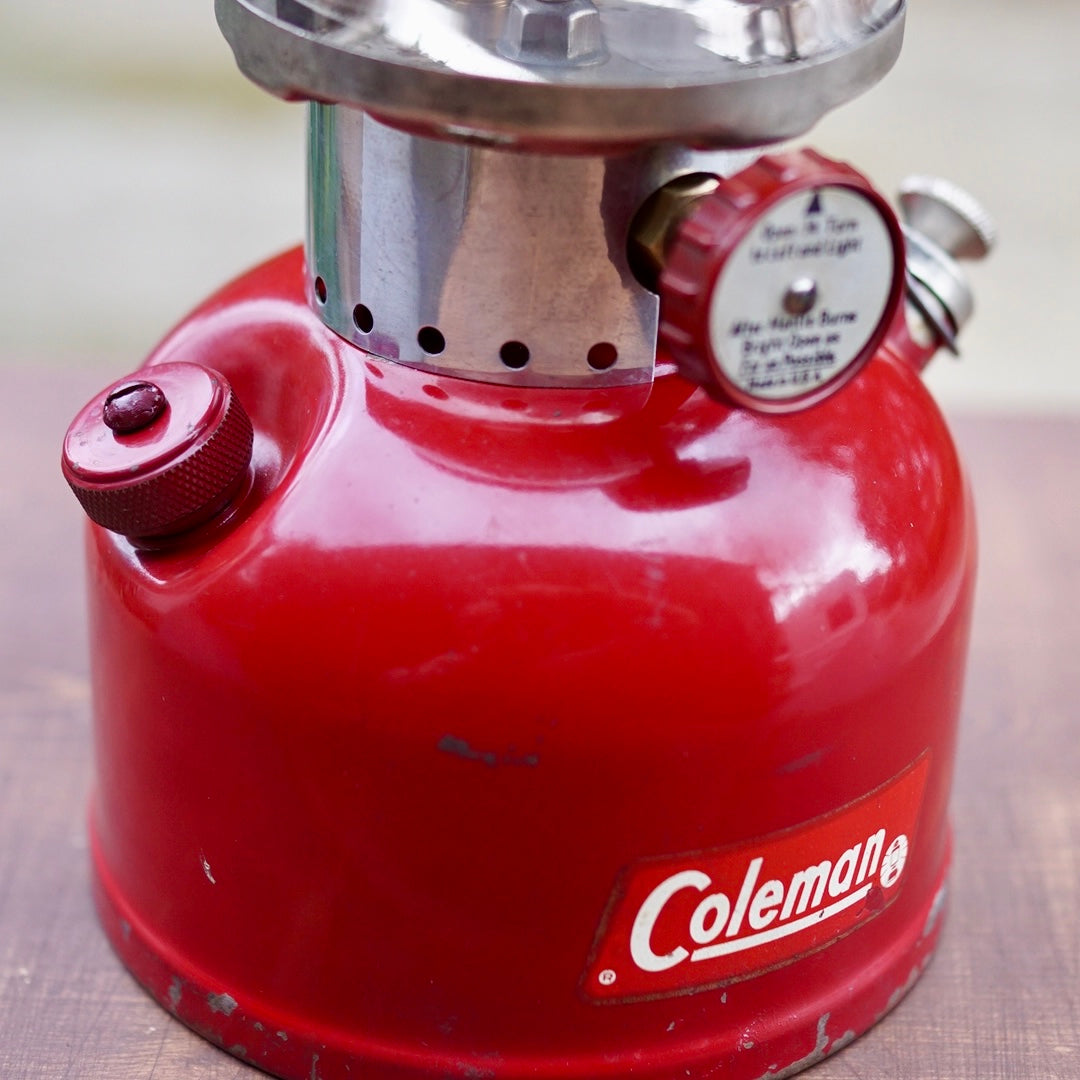 1961/10 COLEMAN200A Burgundy