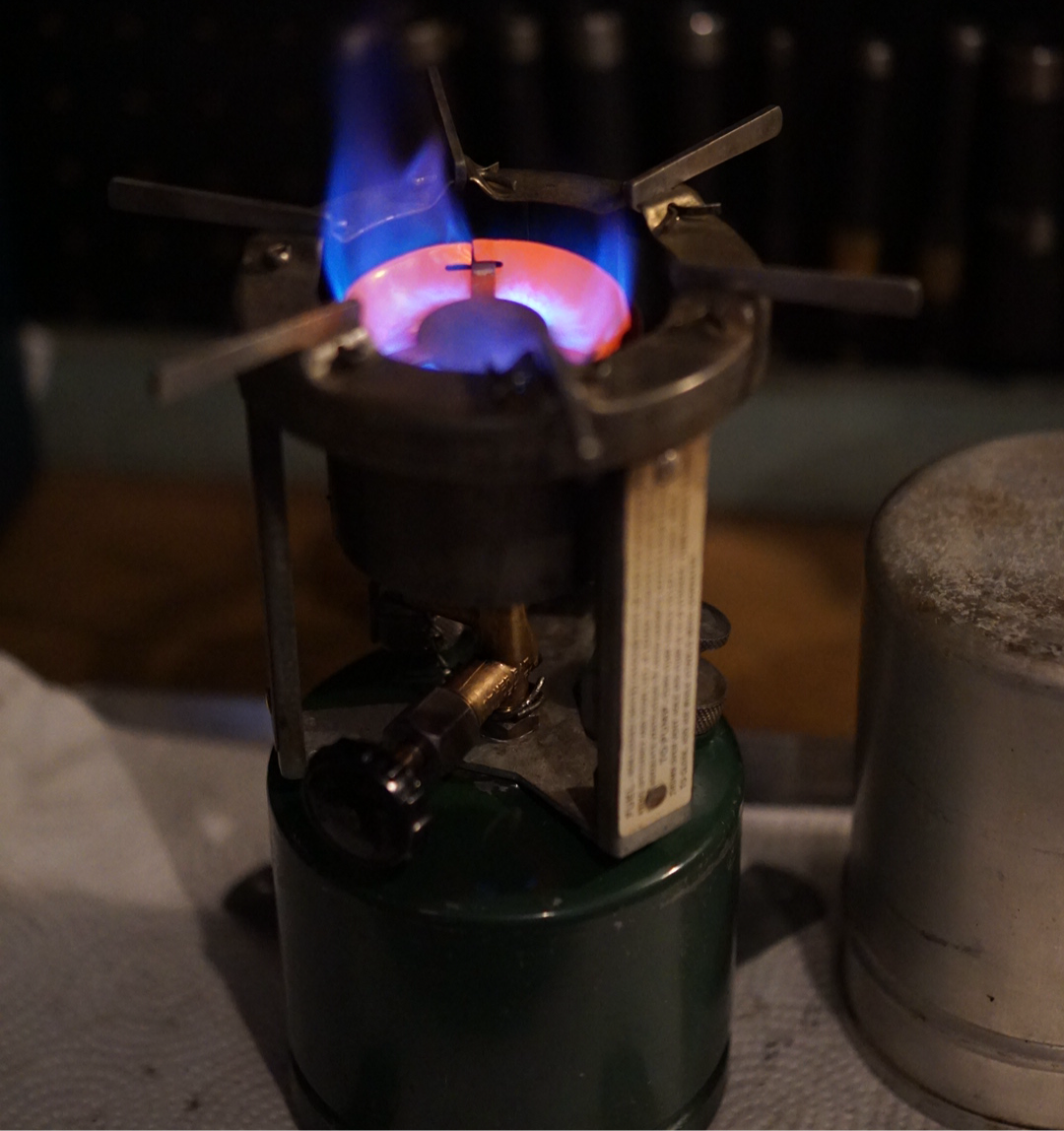 1942's COLEMAN520 GI POCKET STOVE