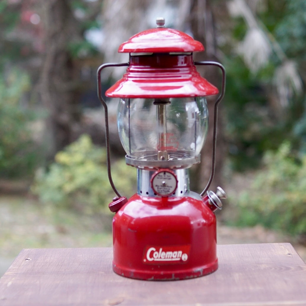 1961/10 COLEMAN200A Burgundy