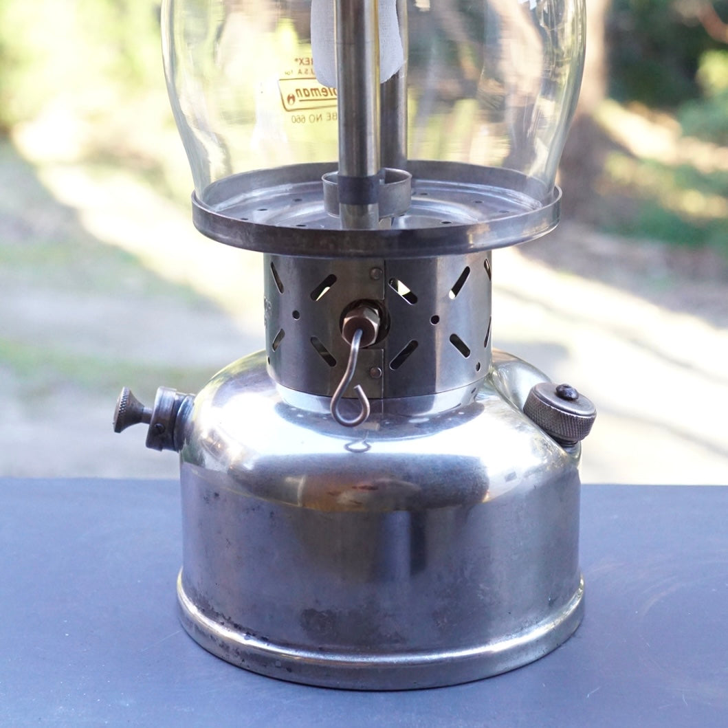 1960's COLEMAN 237 US Kerosene Lantern