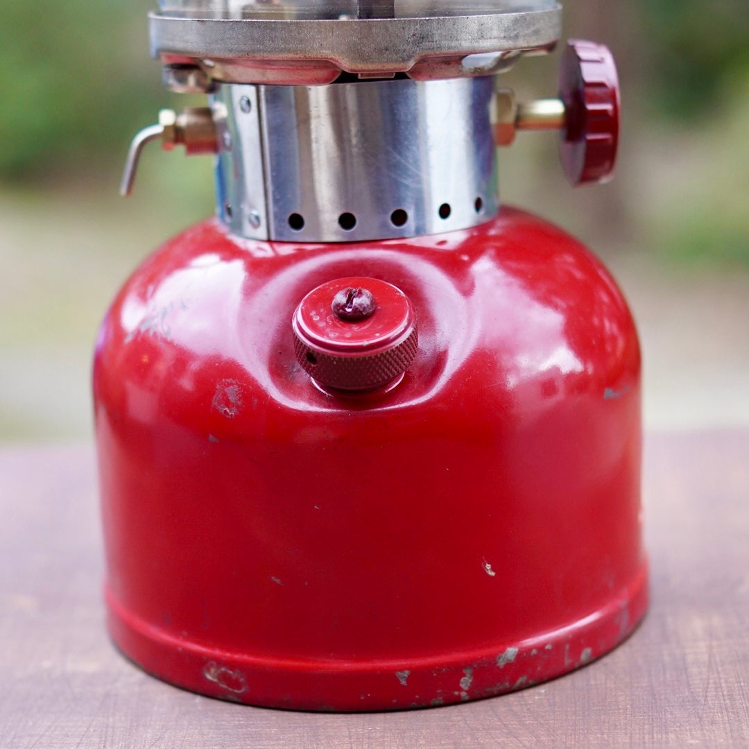 1961/10 COLEMAN200A Burgundy