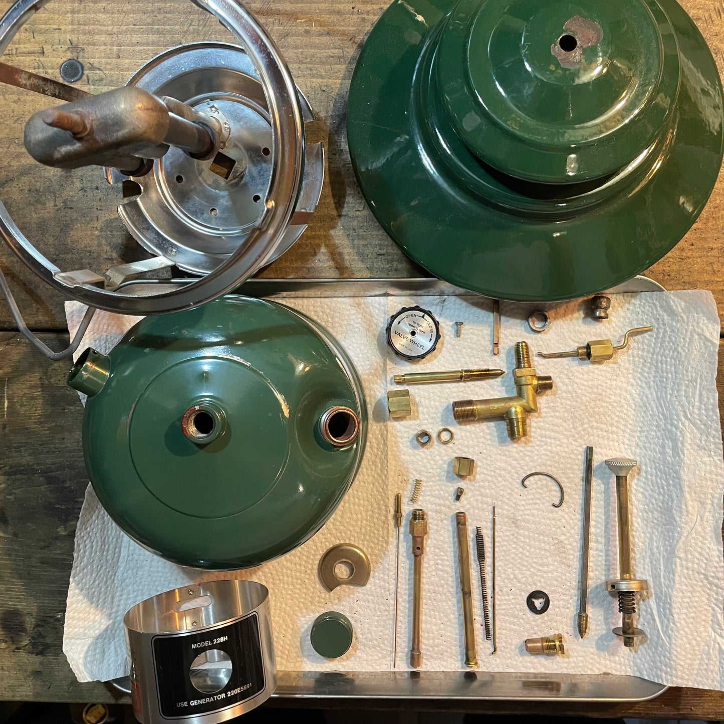1973/8 COLEMAN 228H