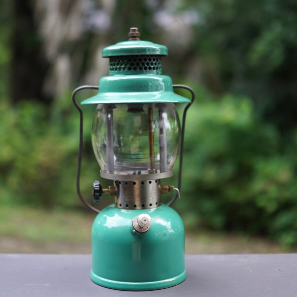 1947/3 COLEMAN 242B Canada Seafoam