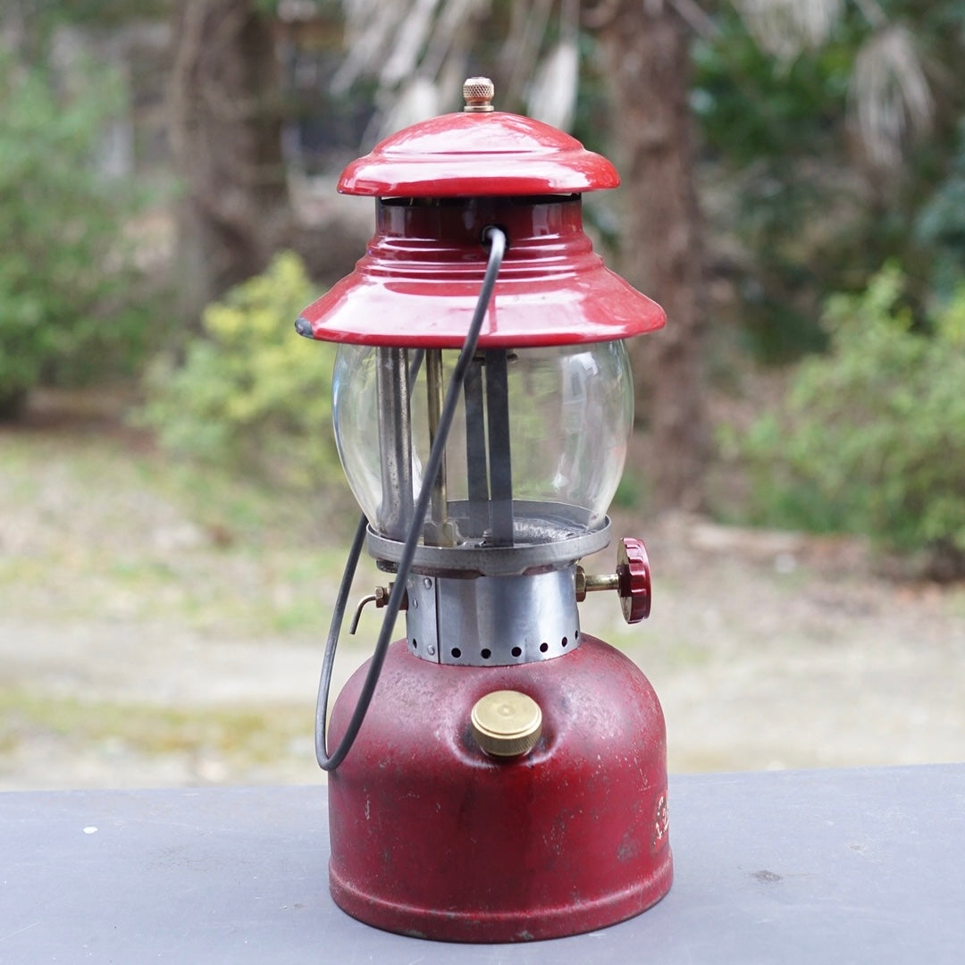 1961/10 COLEMAN 200A Burgundy