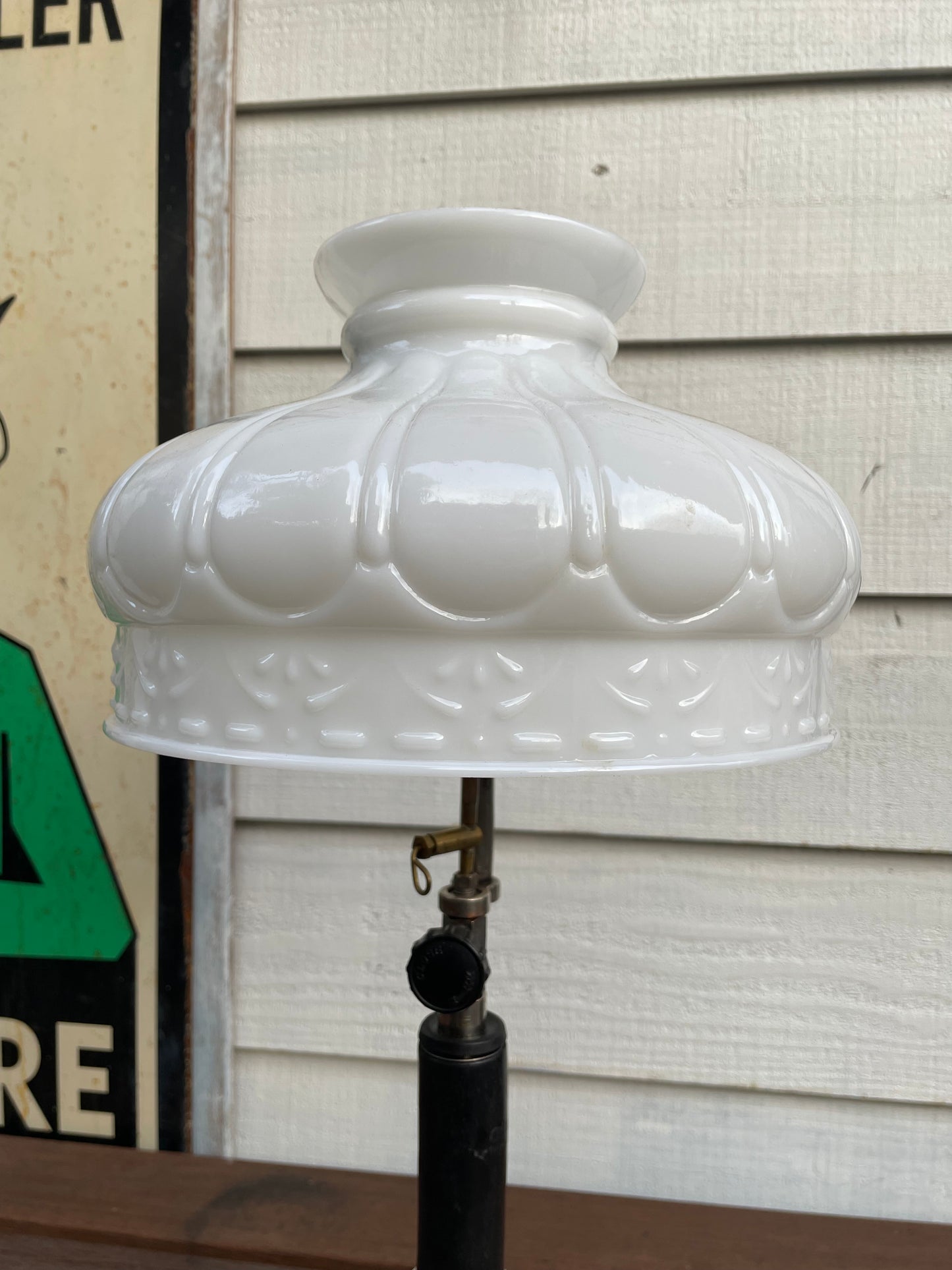 1929/12 COLEMAN Quick-Lite CQ Lamp & 329 Shade