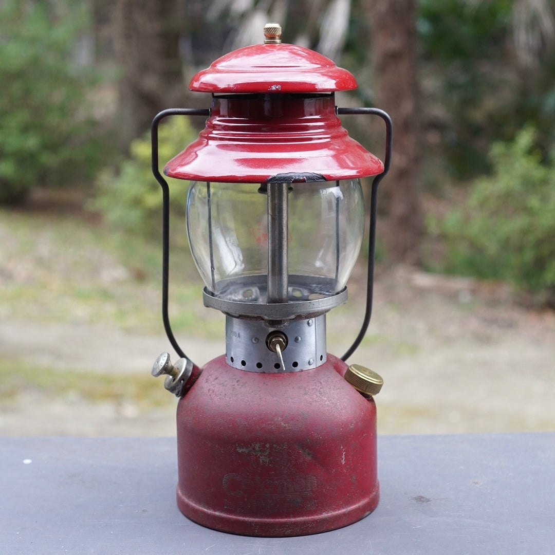 1961/10 COLEMAN 200A Burgundy