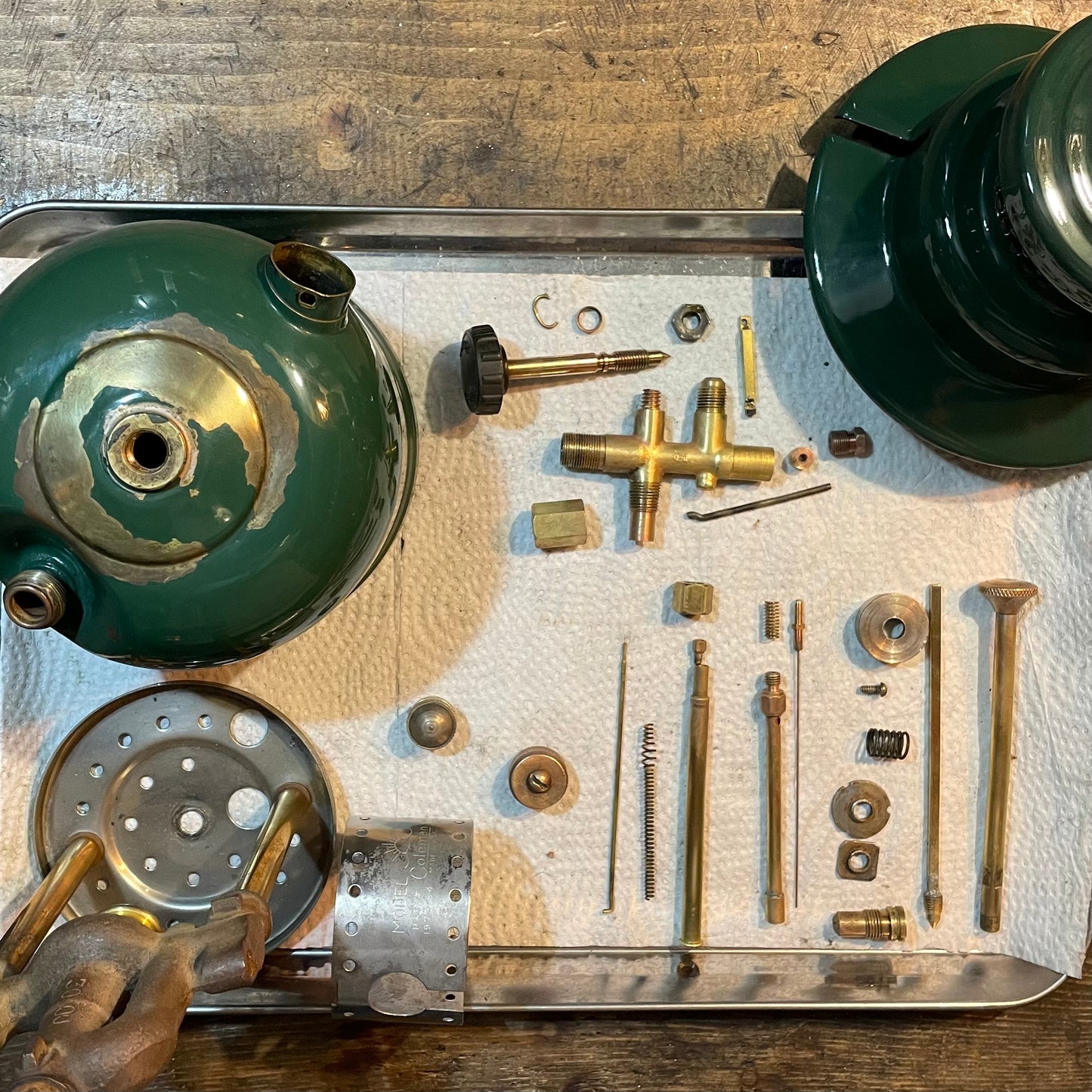 1947/4 COLEMAN 242C Green Tank