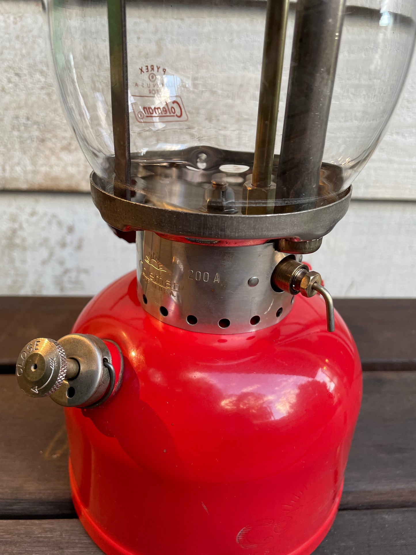 1961/8 COLEMAN200A YellowBorder LanternMarked