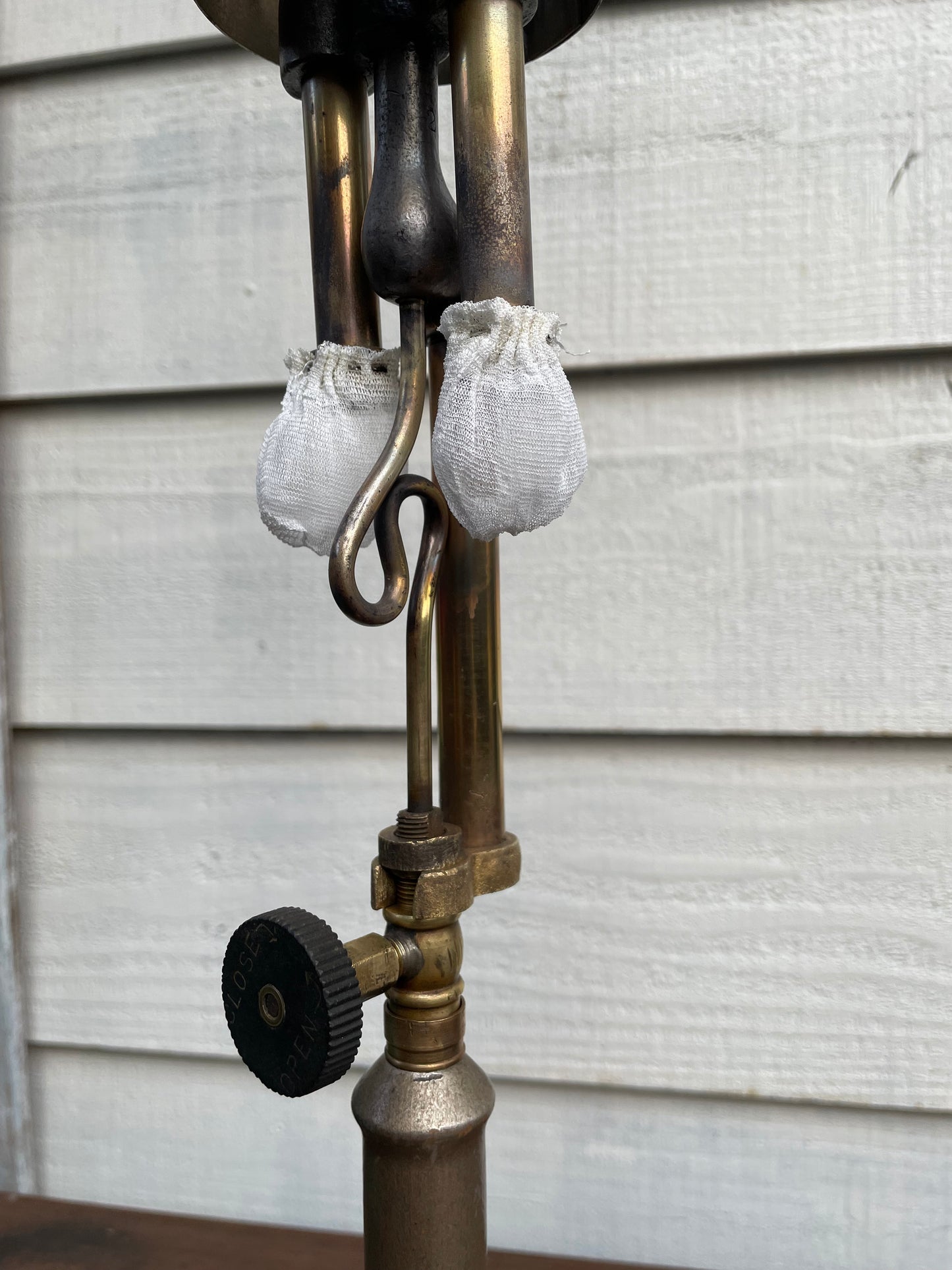 1920-30's Akron model 121 lamp