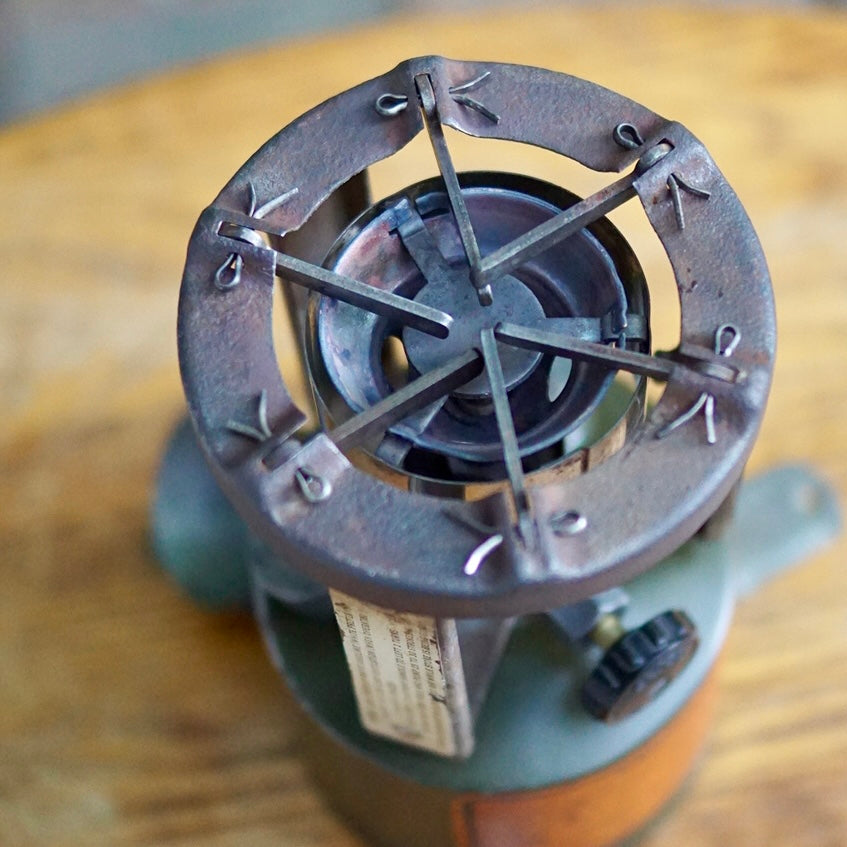 1943's COLEMAN520 GI POCKET STOVE