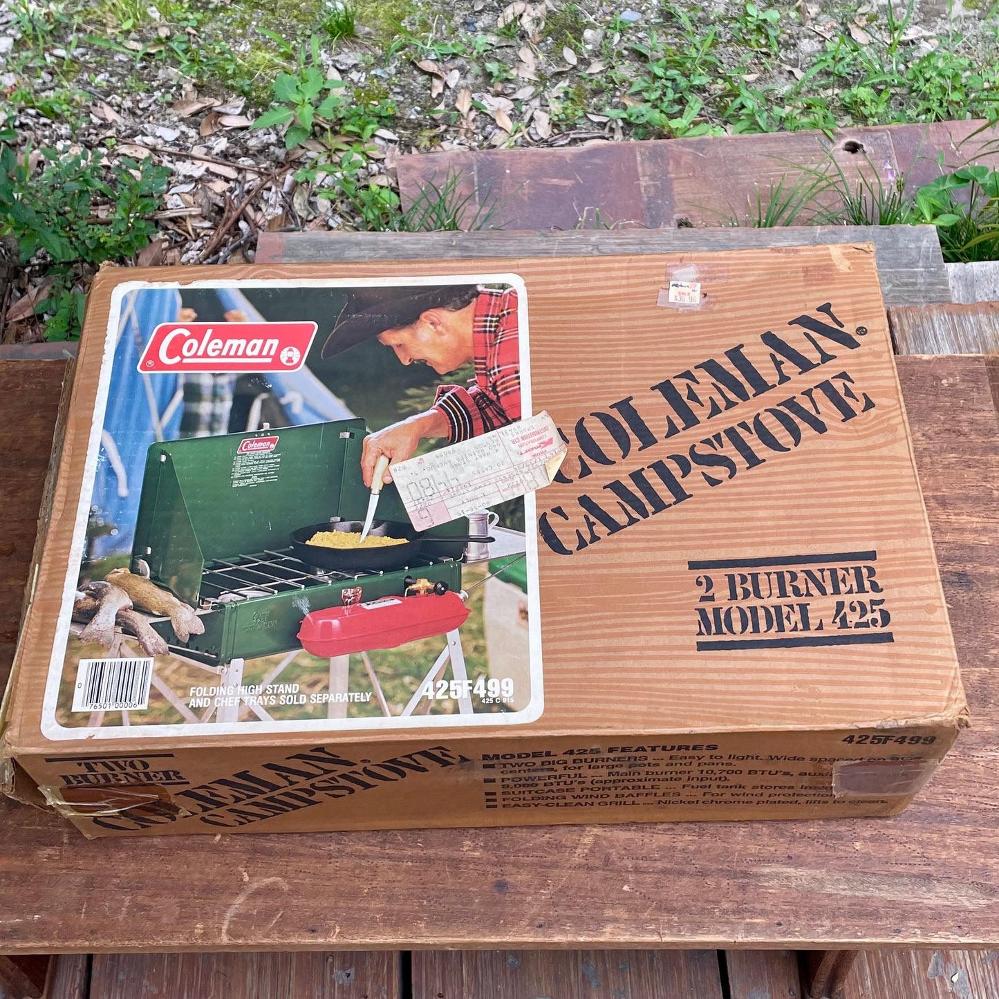 NOS! 1983/9 COLEMAN 425F Two Burner Stove