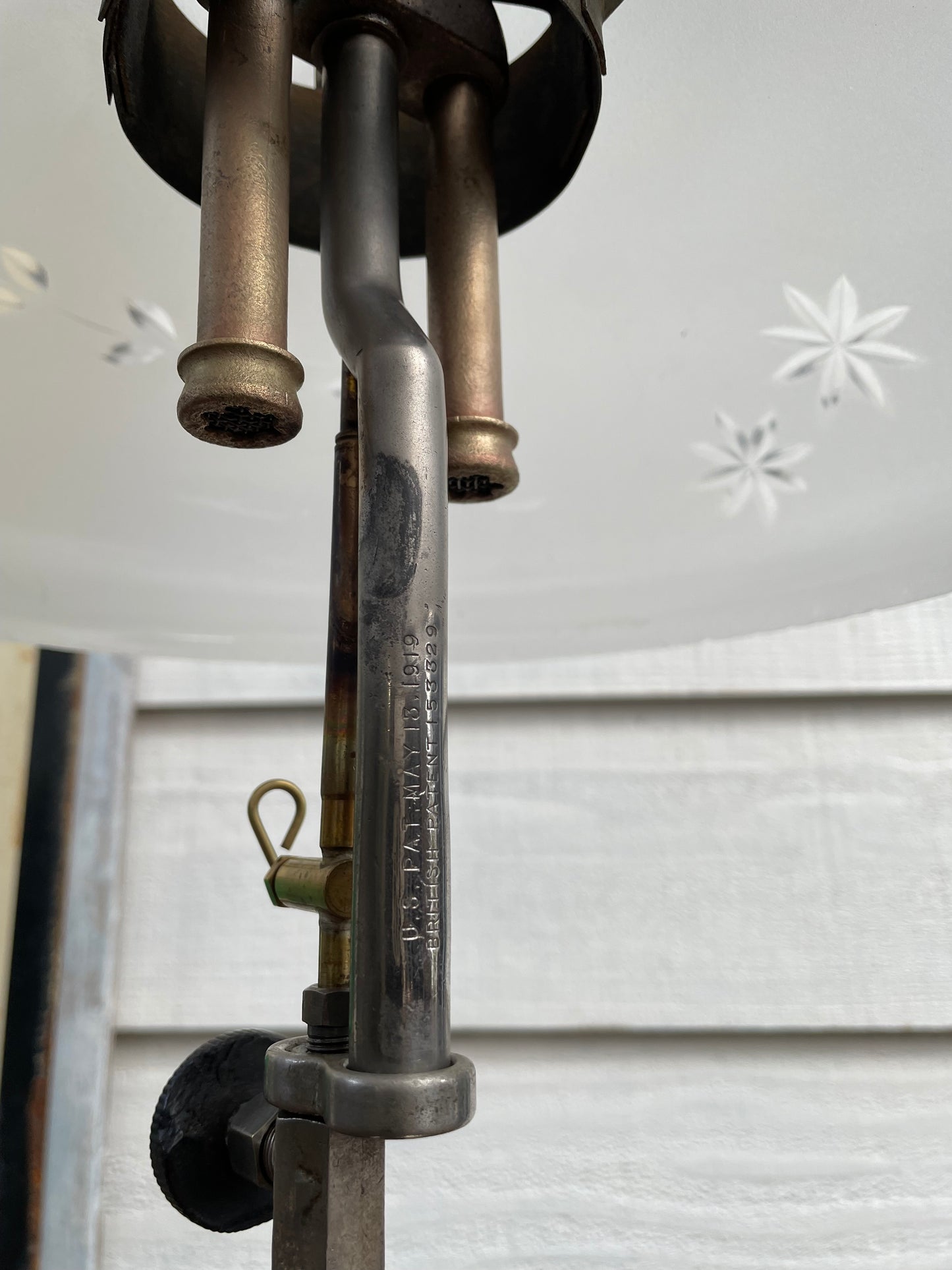 1920's COLEMAN Quick-Lite CQ Lamp & Frosted Glass Shade