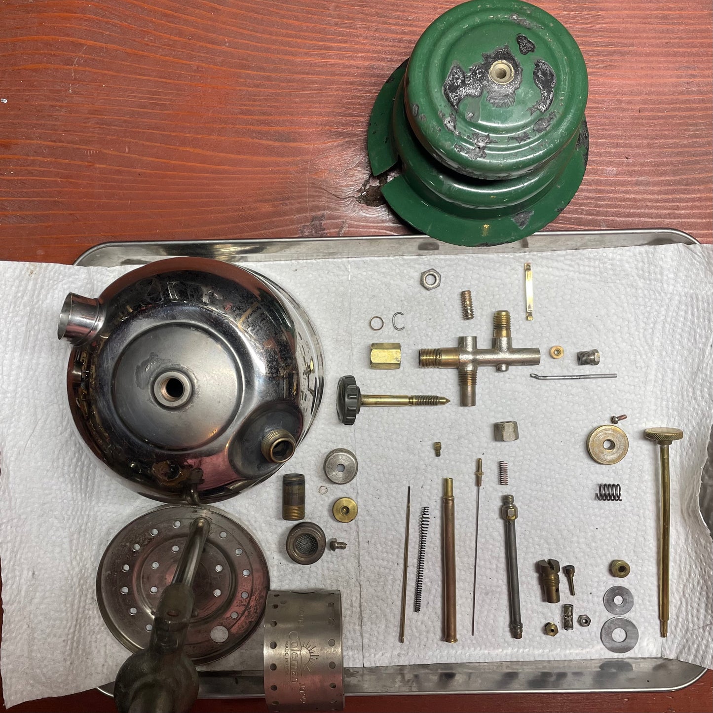 1930's COLEMAN 242NL