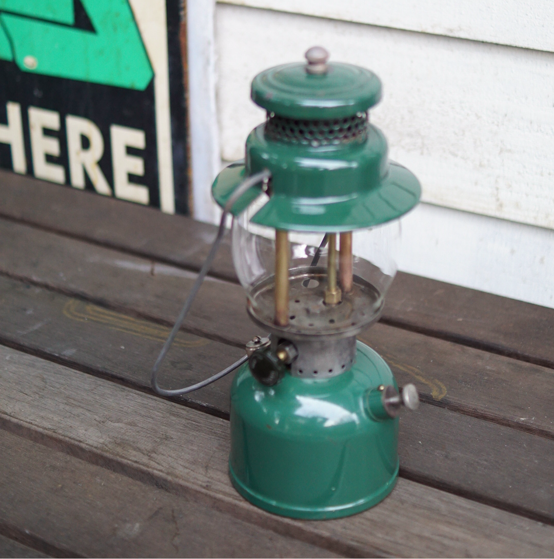 1946/3 COLEMAN 242C Green Tank