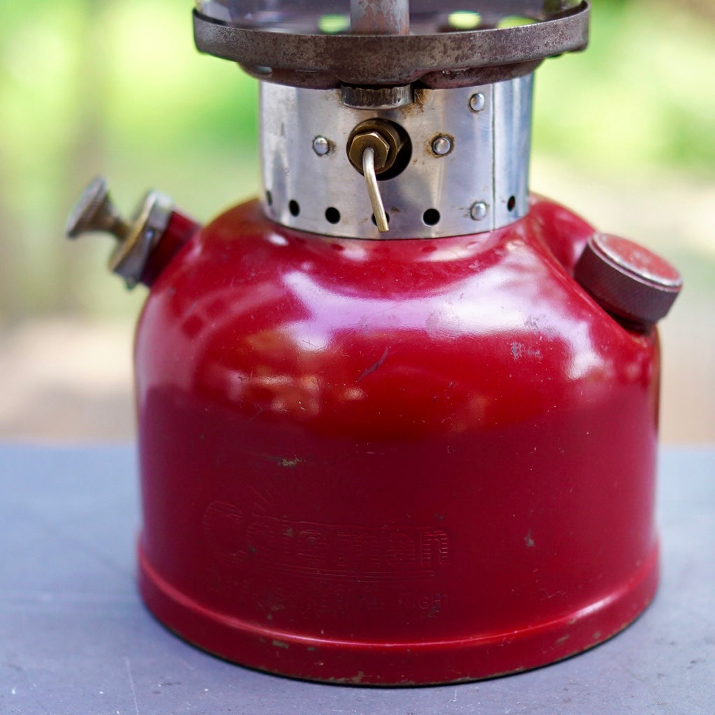 1961/10 COLEMAN 200A Burgundy