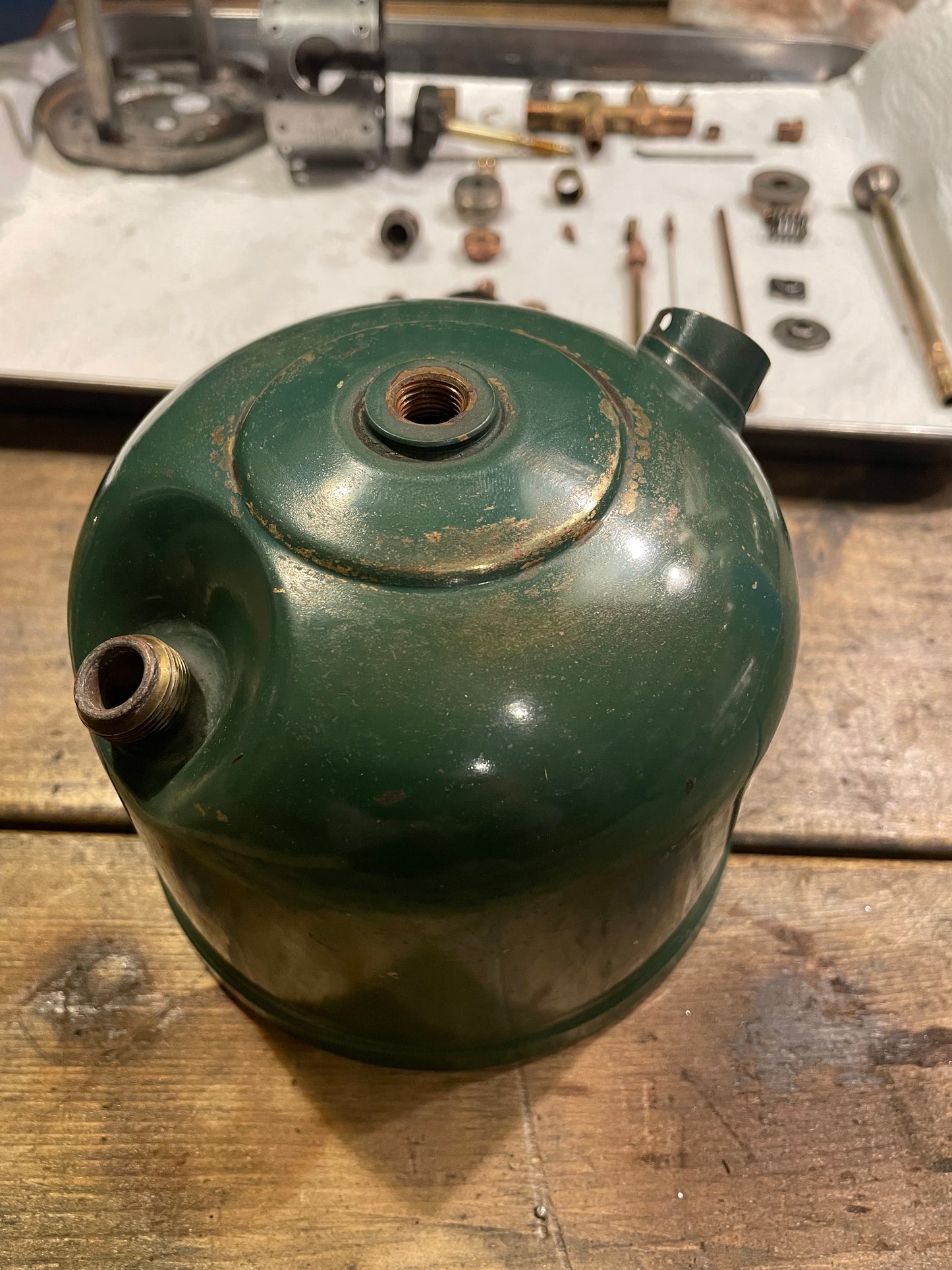 1947/3 COLEMAN 242C Green Tank