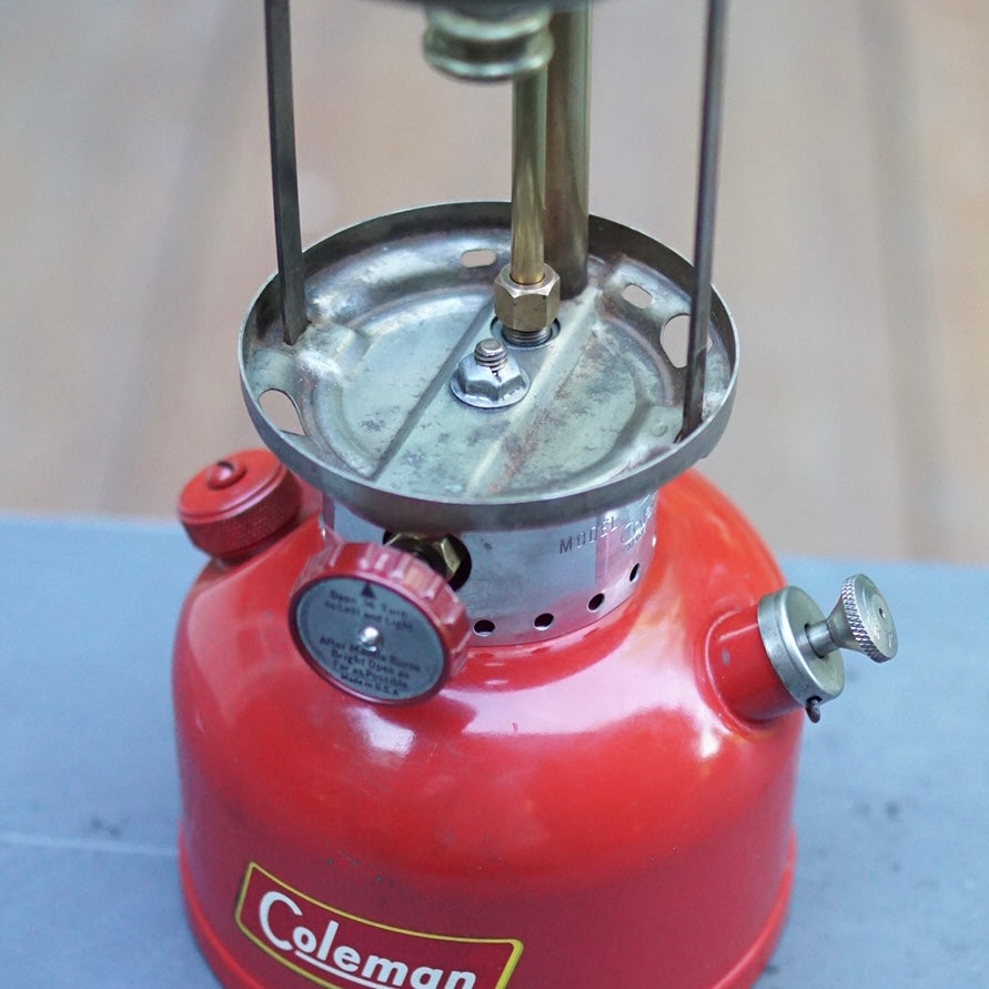 1961/2 COLEMAN 200A Yellow Border