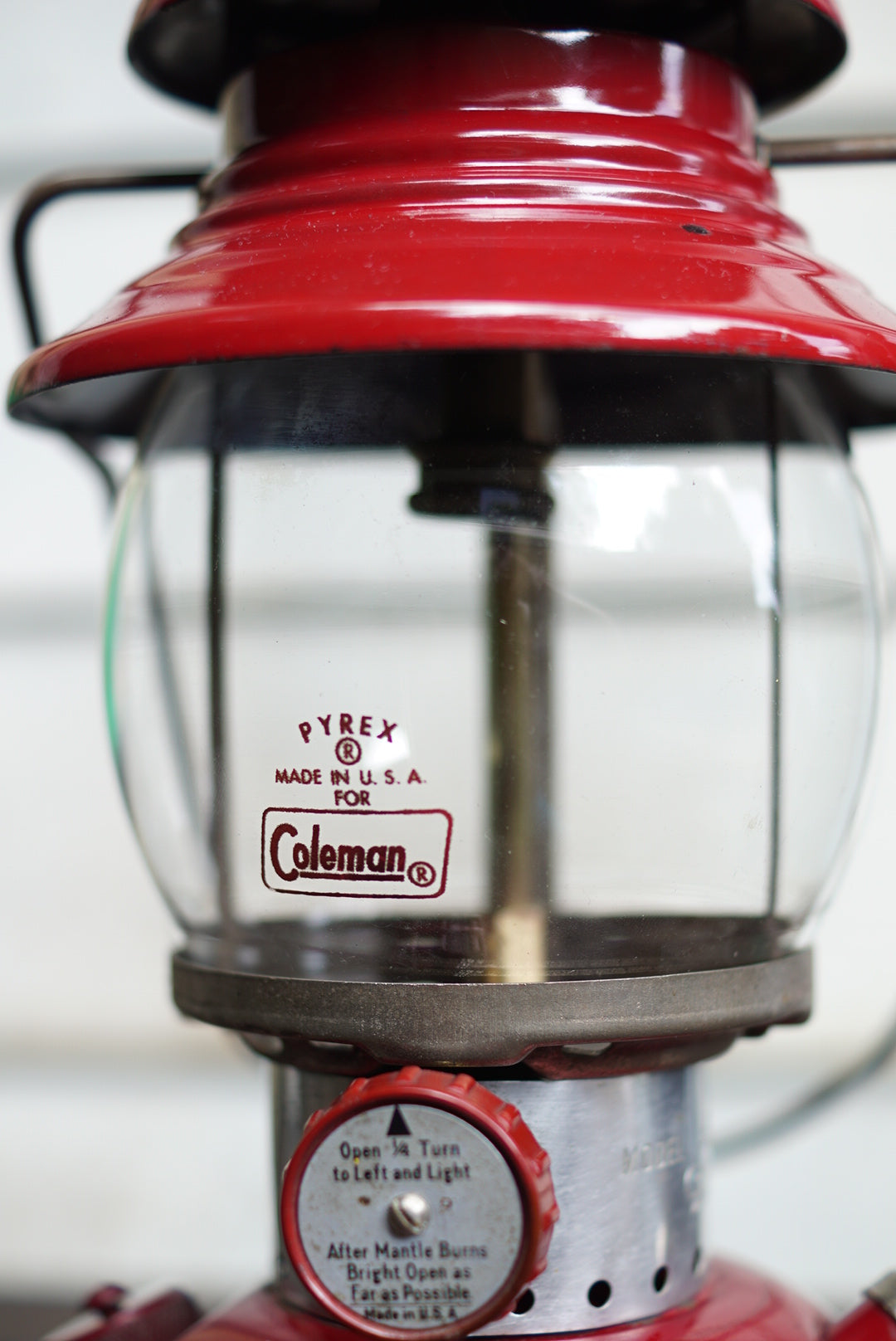 1962/2 COLEMAN 200A Burgundy