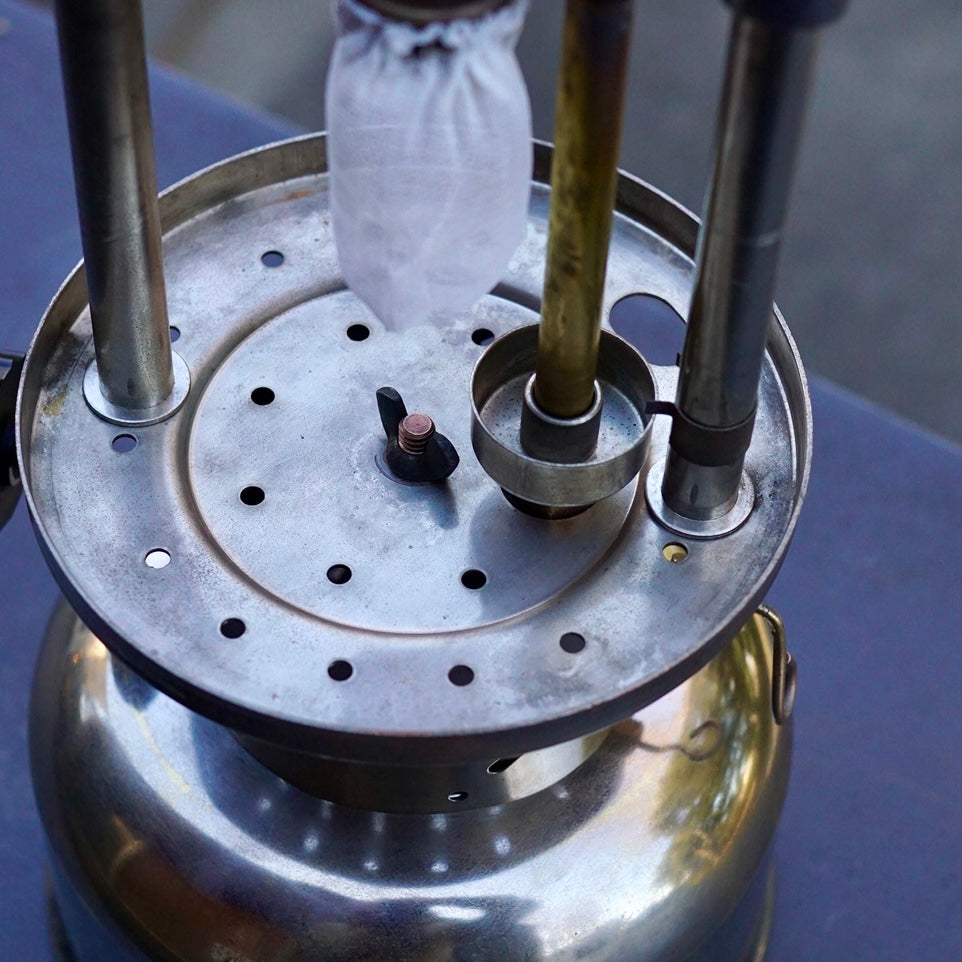 1960's COLEMAN 237 US Kerosene Lantern