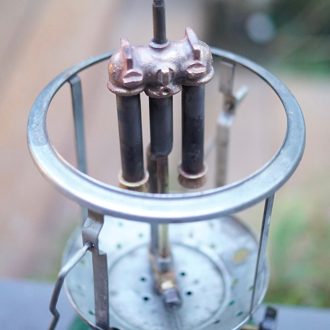 1945/11 COLEMAN 220C