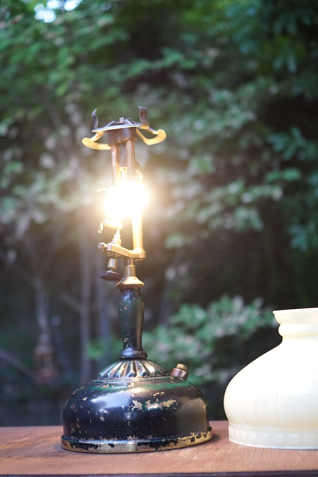 1920's COLEMAN 117 LAMP with 443 Shade