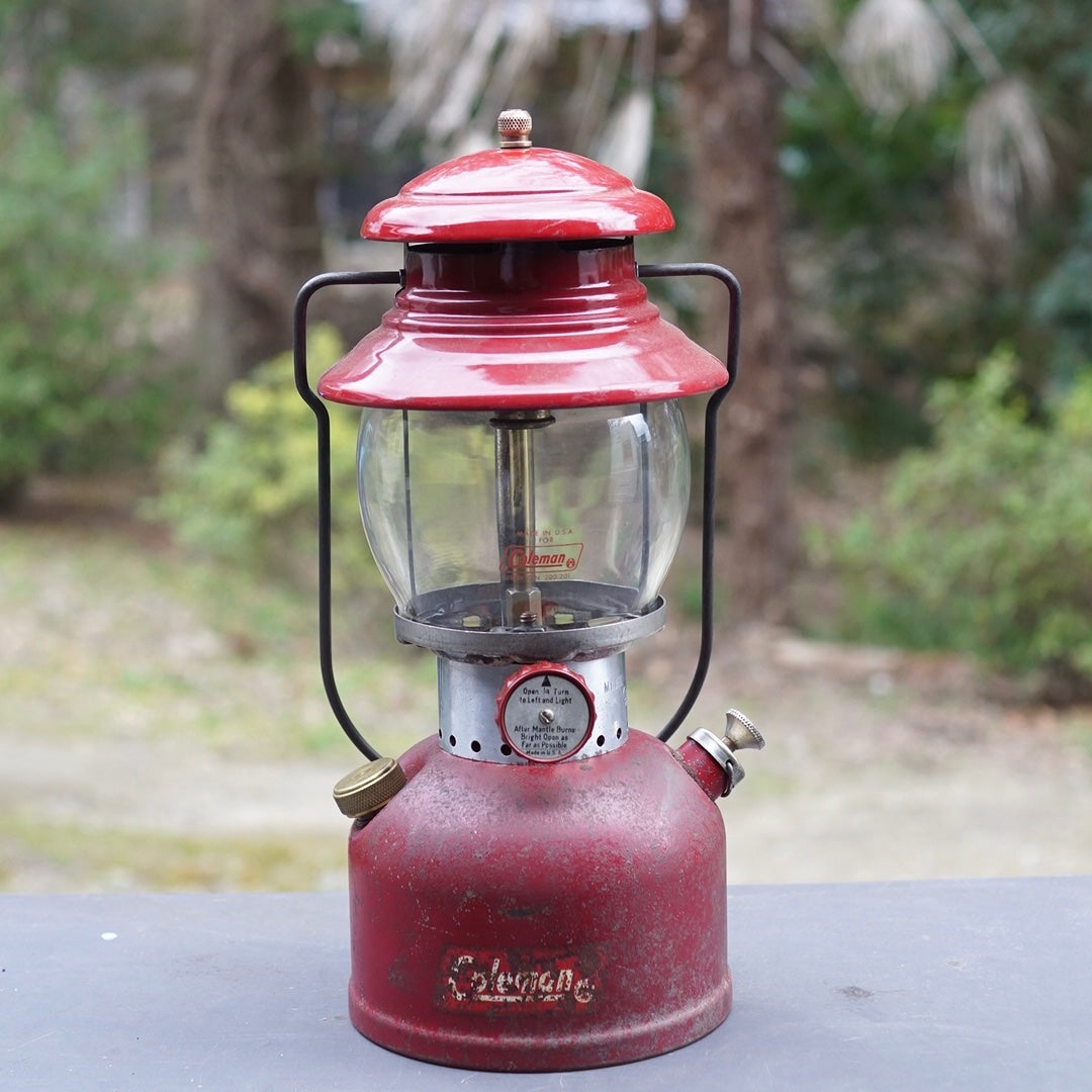 1961/10 COLEMAN 200A Burgundy