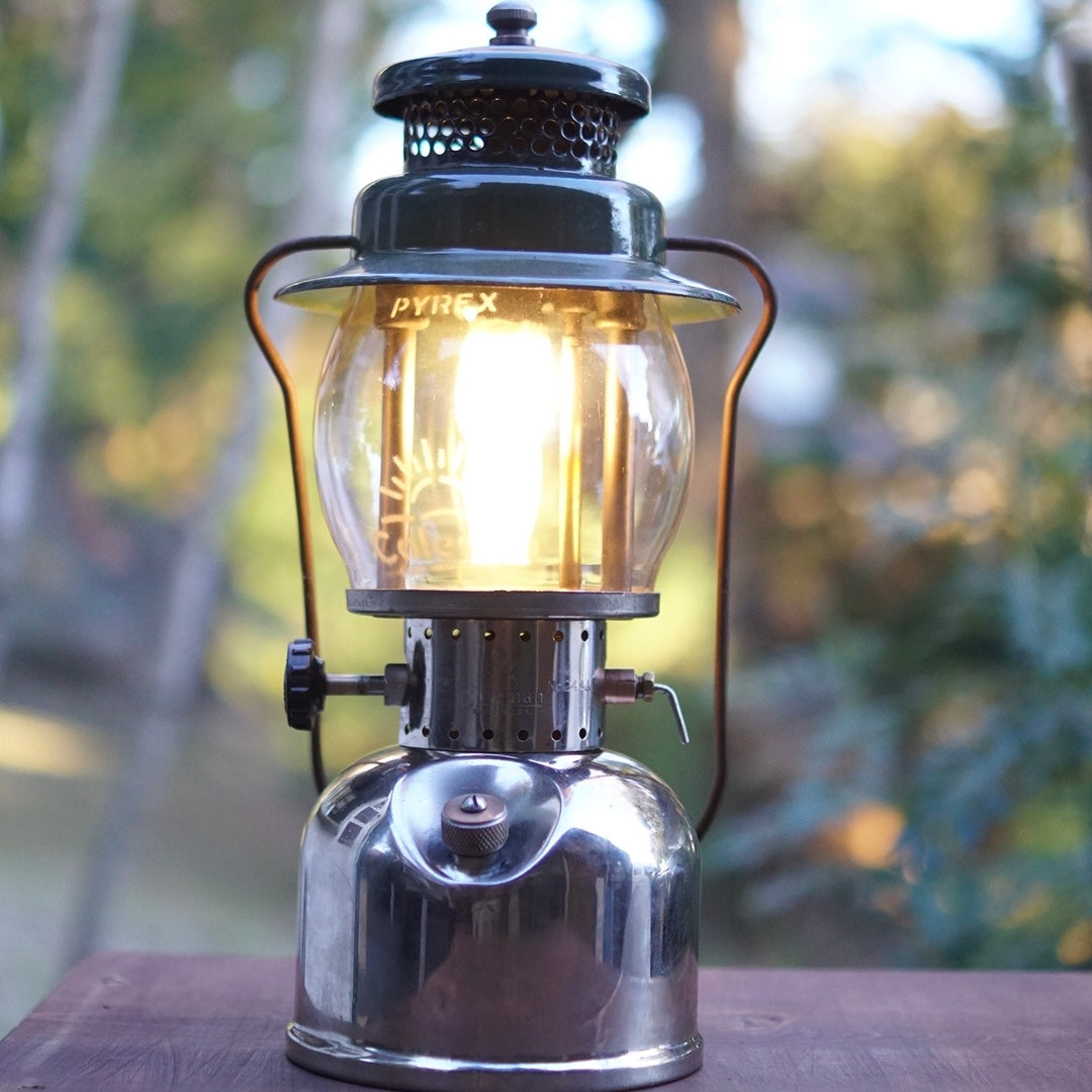 1930's COLEMAN 242A with Sandblasted Globe