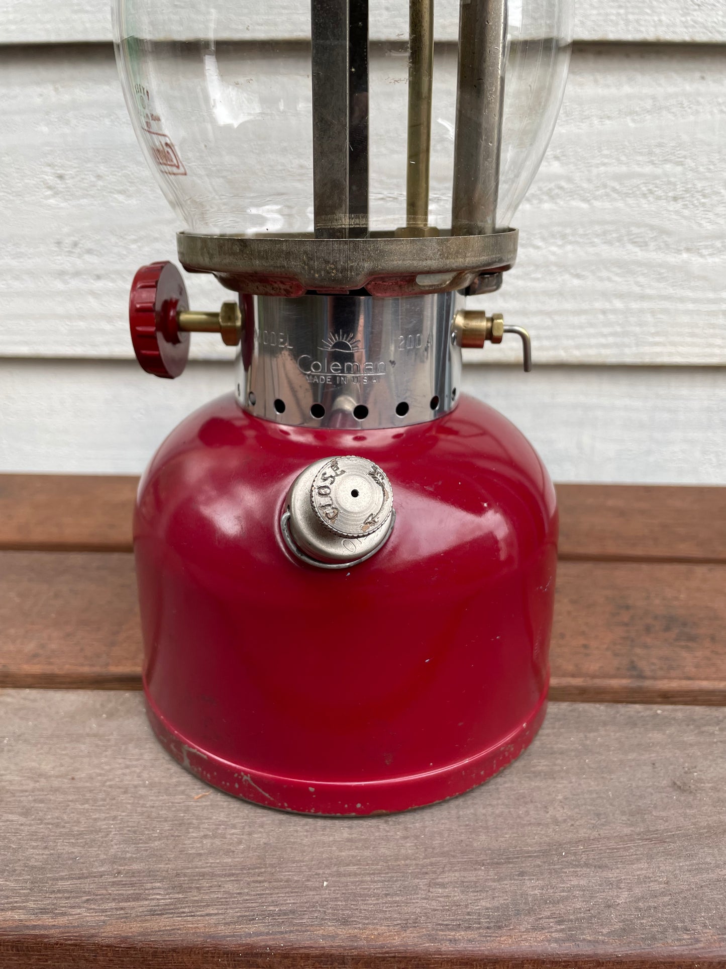 1962/1 COLEMAN200A Burgundy
