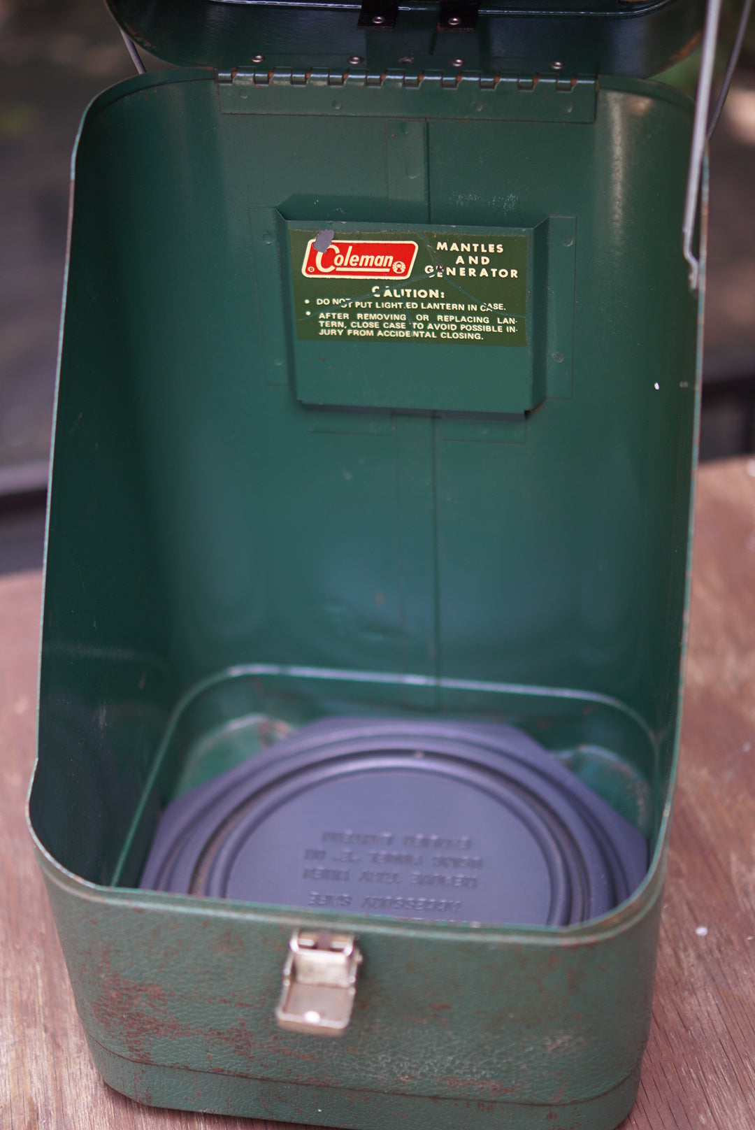 COLEMAN 220系ランタン用ガルウィングケース(中型) パテペン