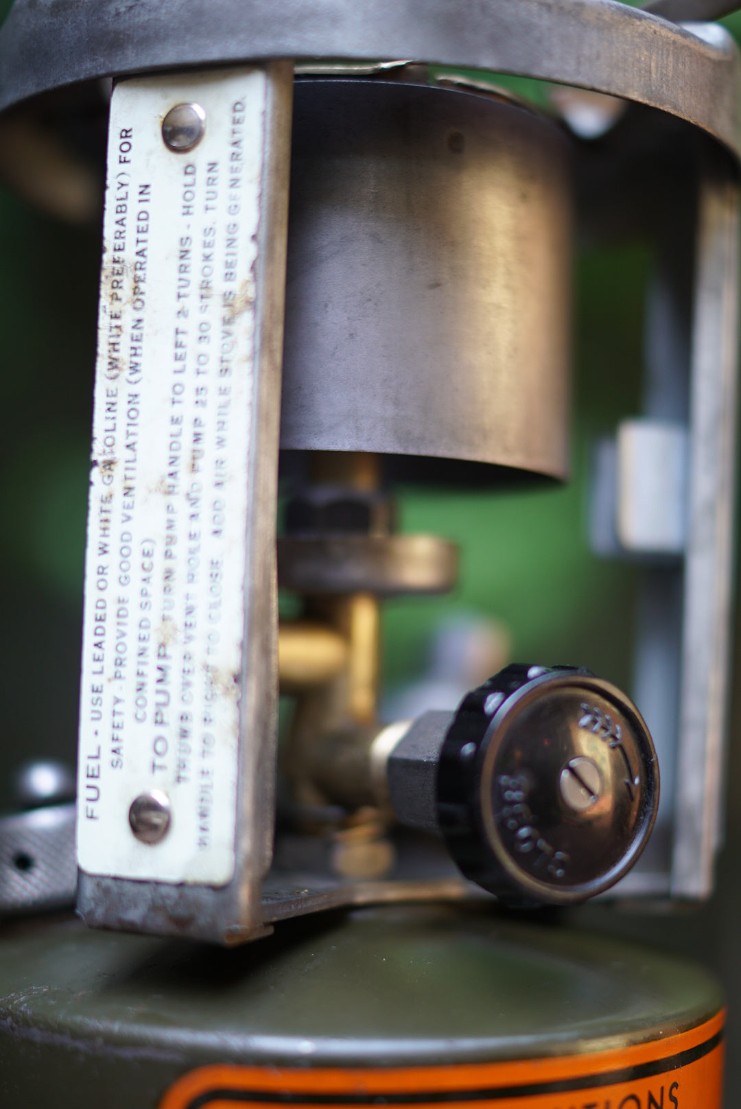 1943's COLEMAN520 GI STOVE
