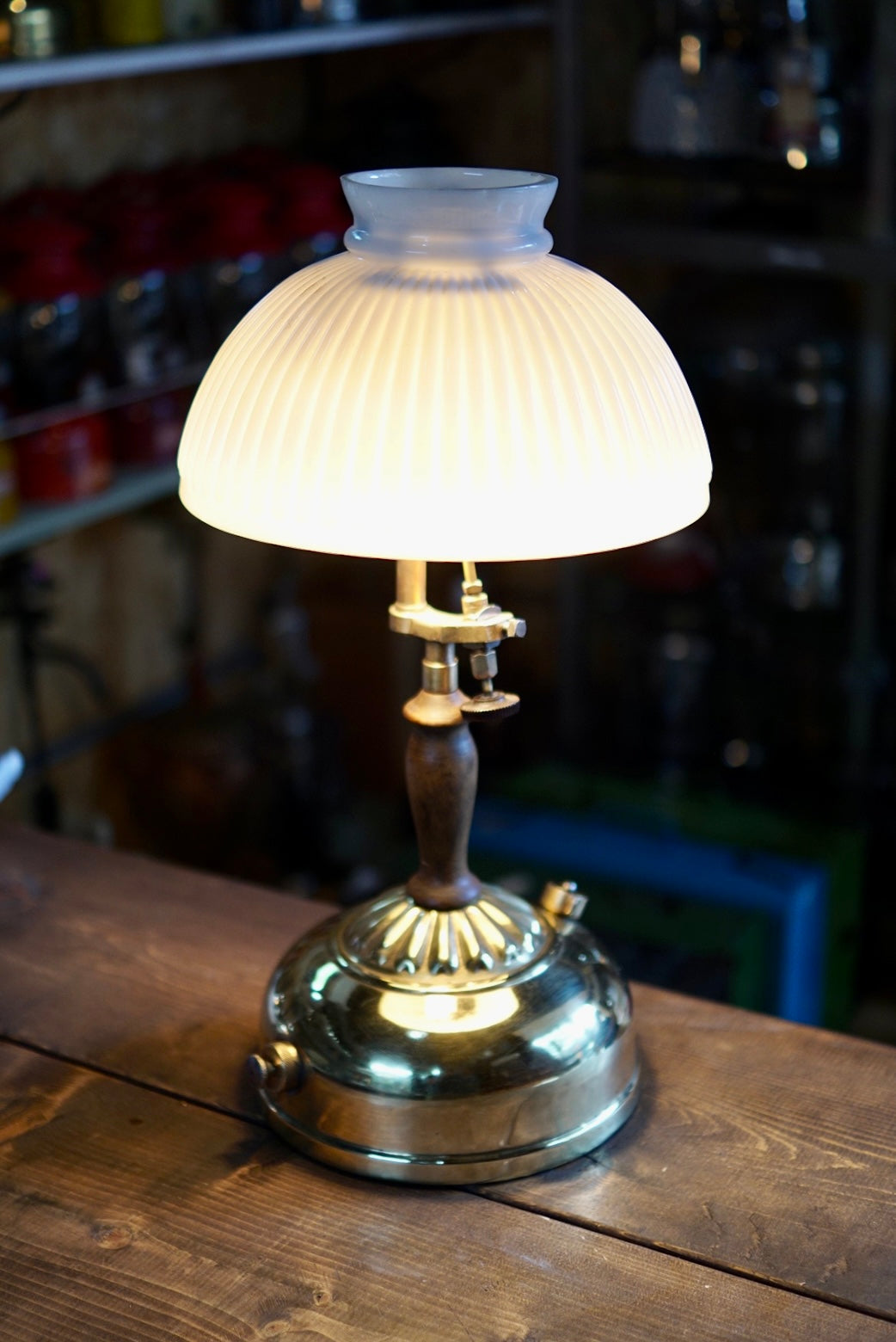 1920's COLEMAN Model 118 LAMP