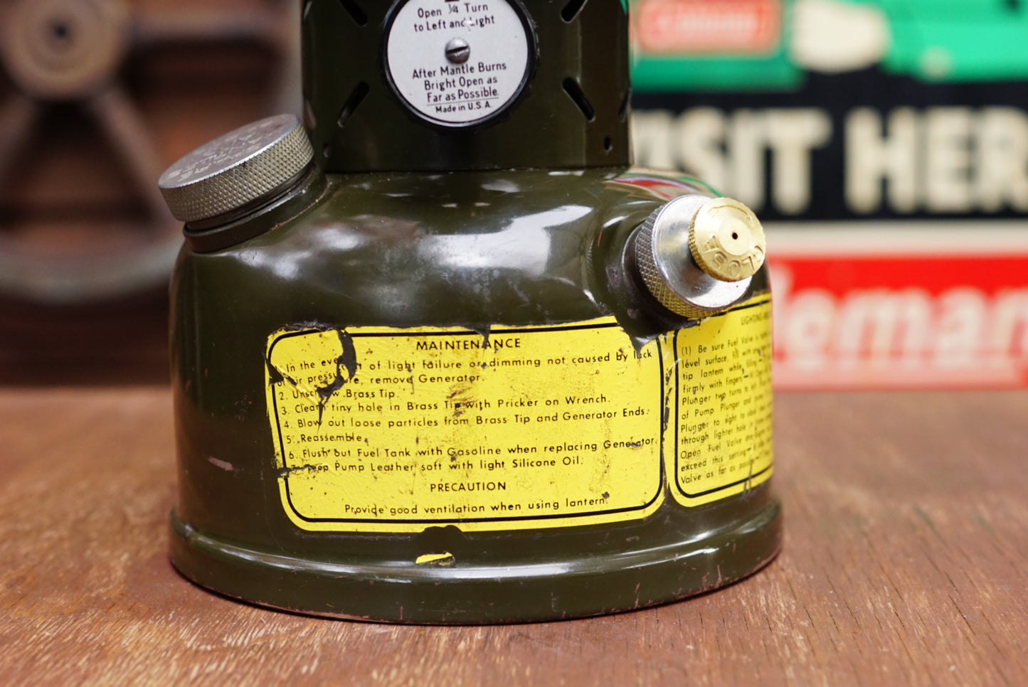 1963's COLEMAN 252A MILITARY LANTERN
