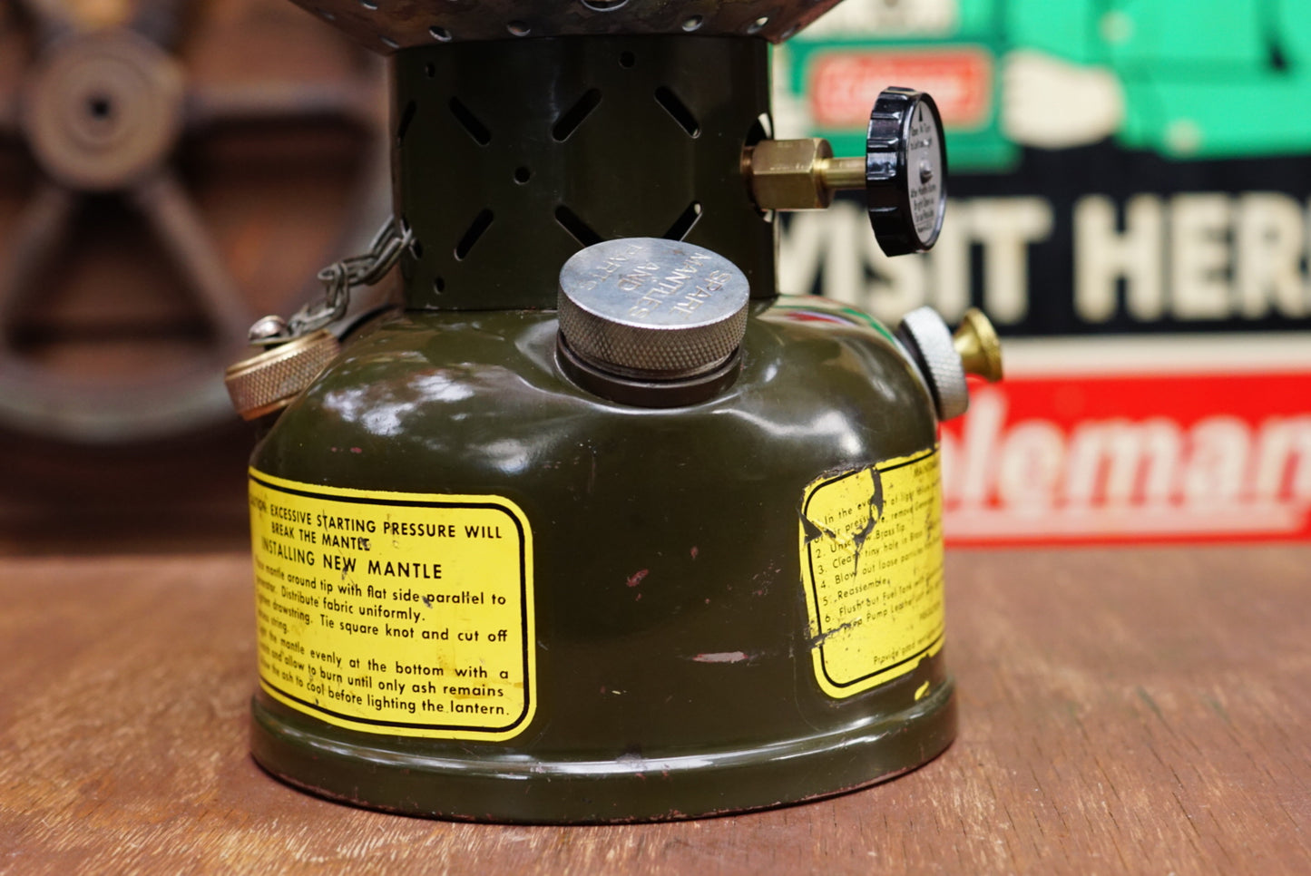 1963's COLEMAN 252A MILITARY LANTERN