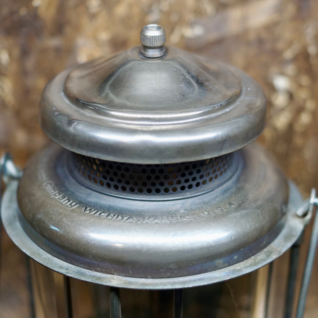 1925/7 COLEMAN LQ427