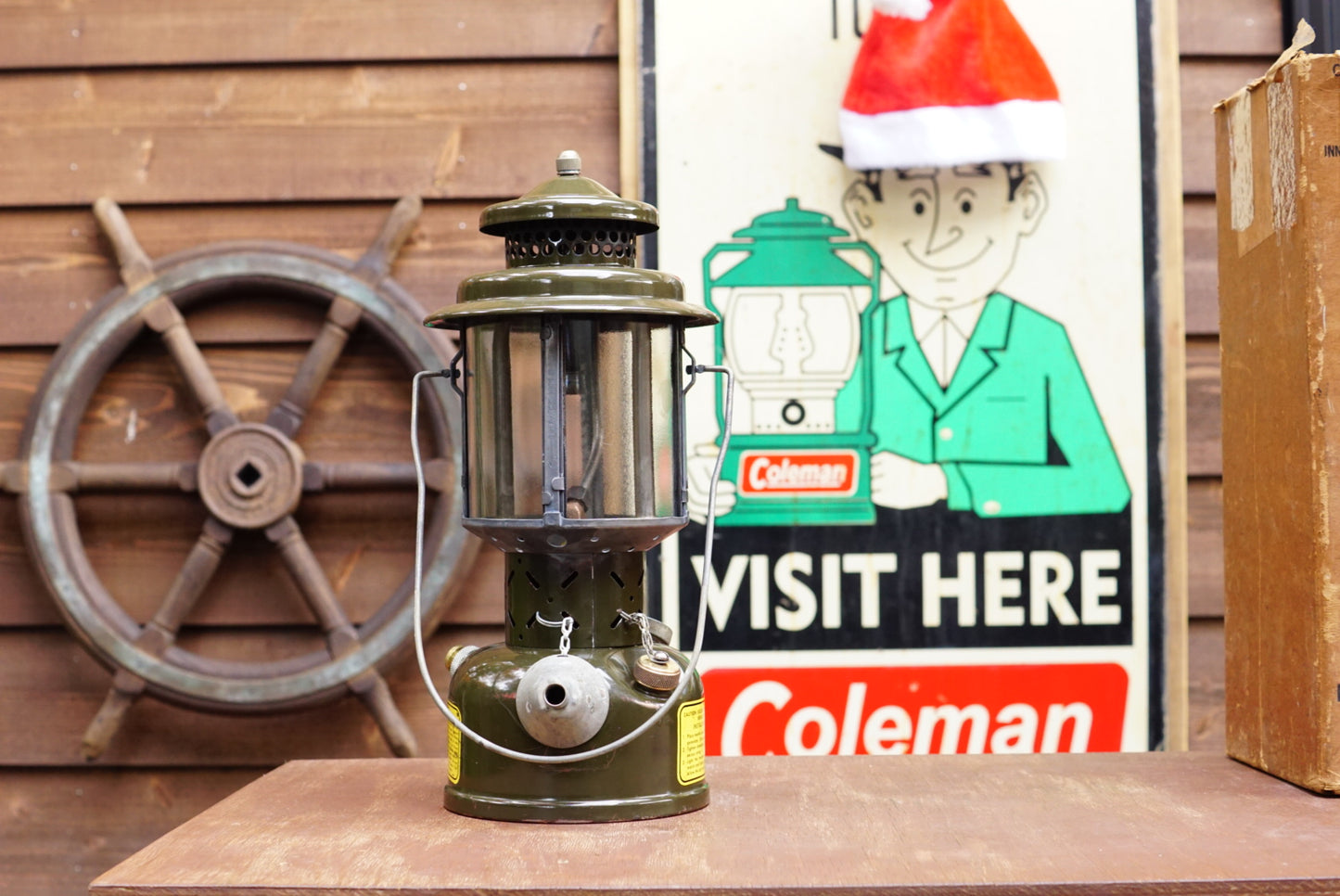 1963's COLEMAN 252A MILITARY LANTERN