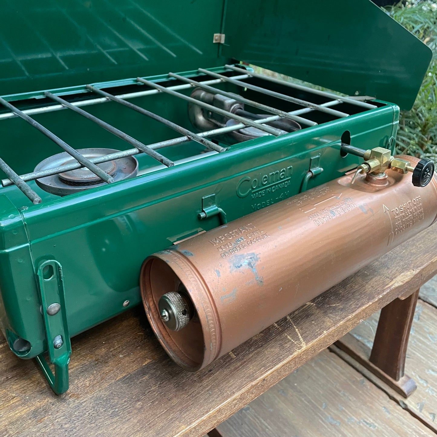 1950's COLEMAN Canada 4M Two Burner Stove