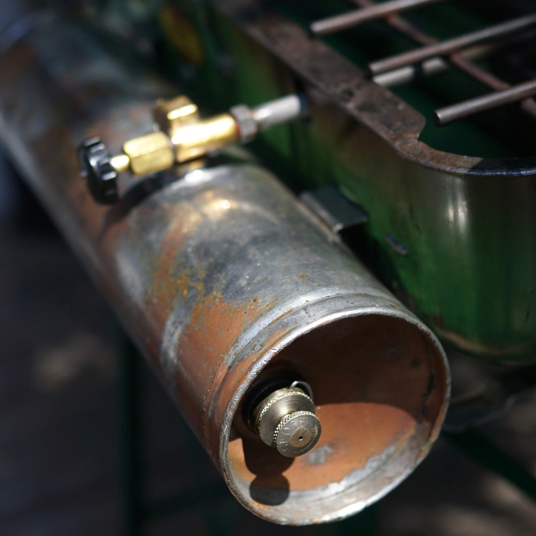 1941's COLEMAN 419         Two Burner Stove