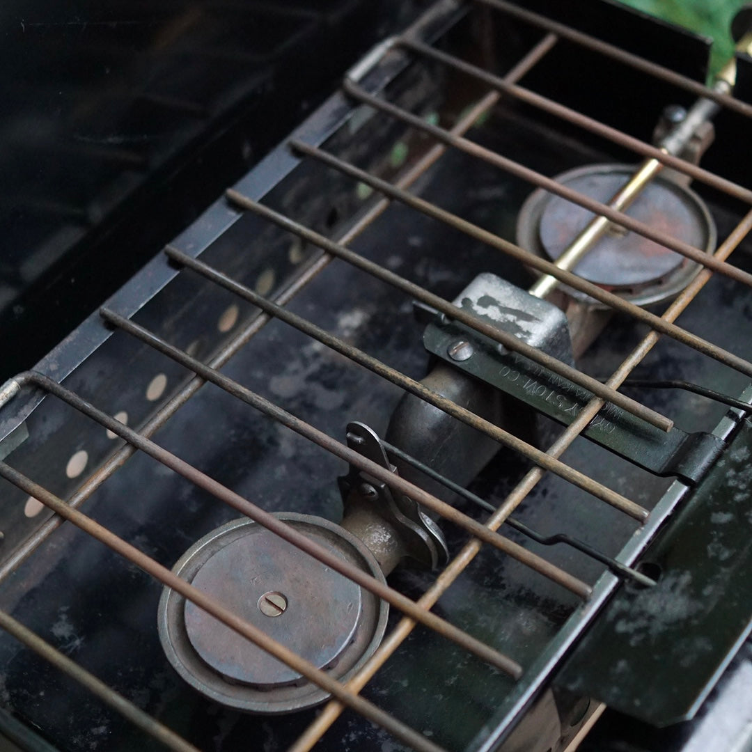 1927-1933's COLEMAN   Model 10 “Gypsy”                Two Burner Stove