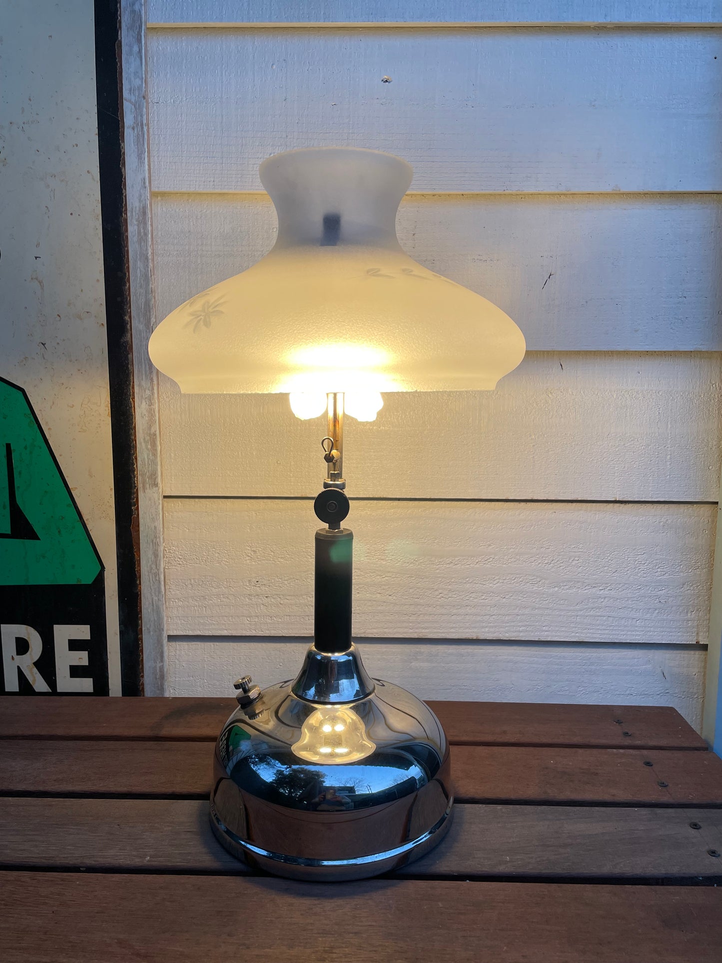 1920's COLEMAN Quick-Lite CQ Lamp & Frosted Glass Shade